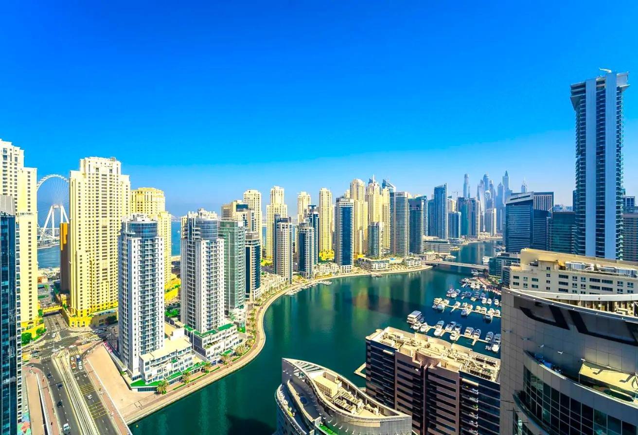 Luxury 1 Bedroom Marina View, Sleeps 5, 1 Min To Metro