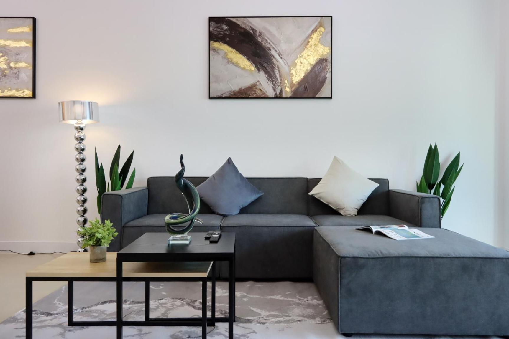 Livbnb - 1br Haven In Golden Mile Apartment Dubai