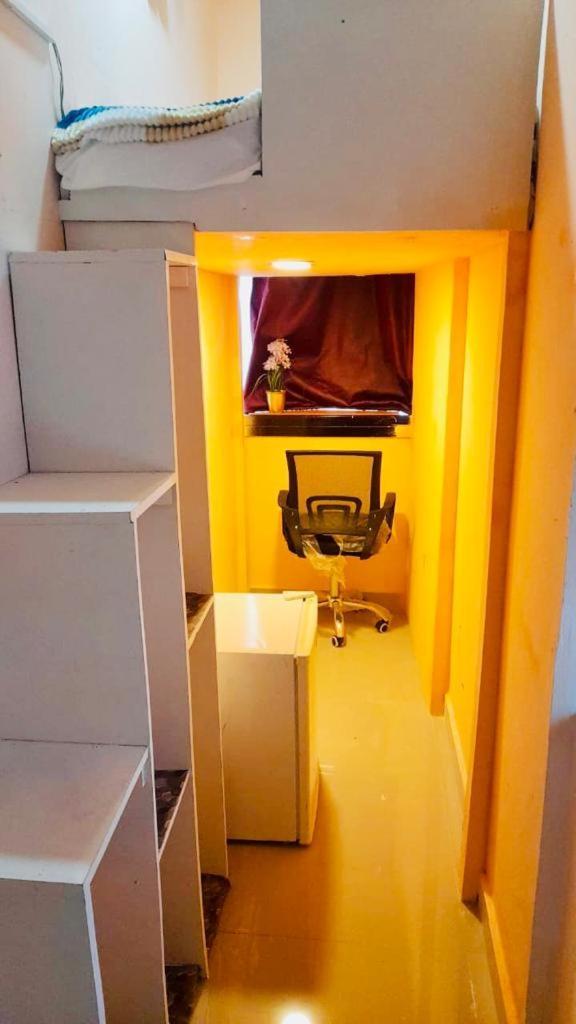 Guest house Loft Partition Close To Mall Of Emirates Dubai