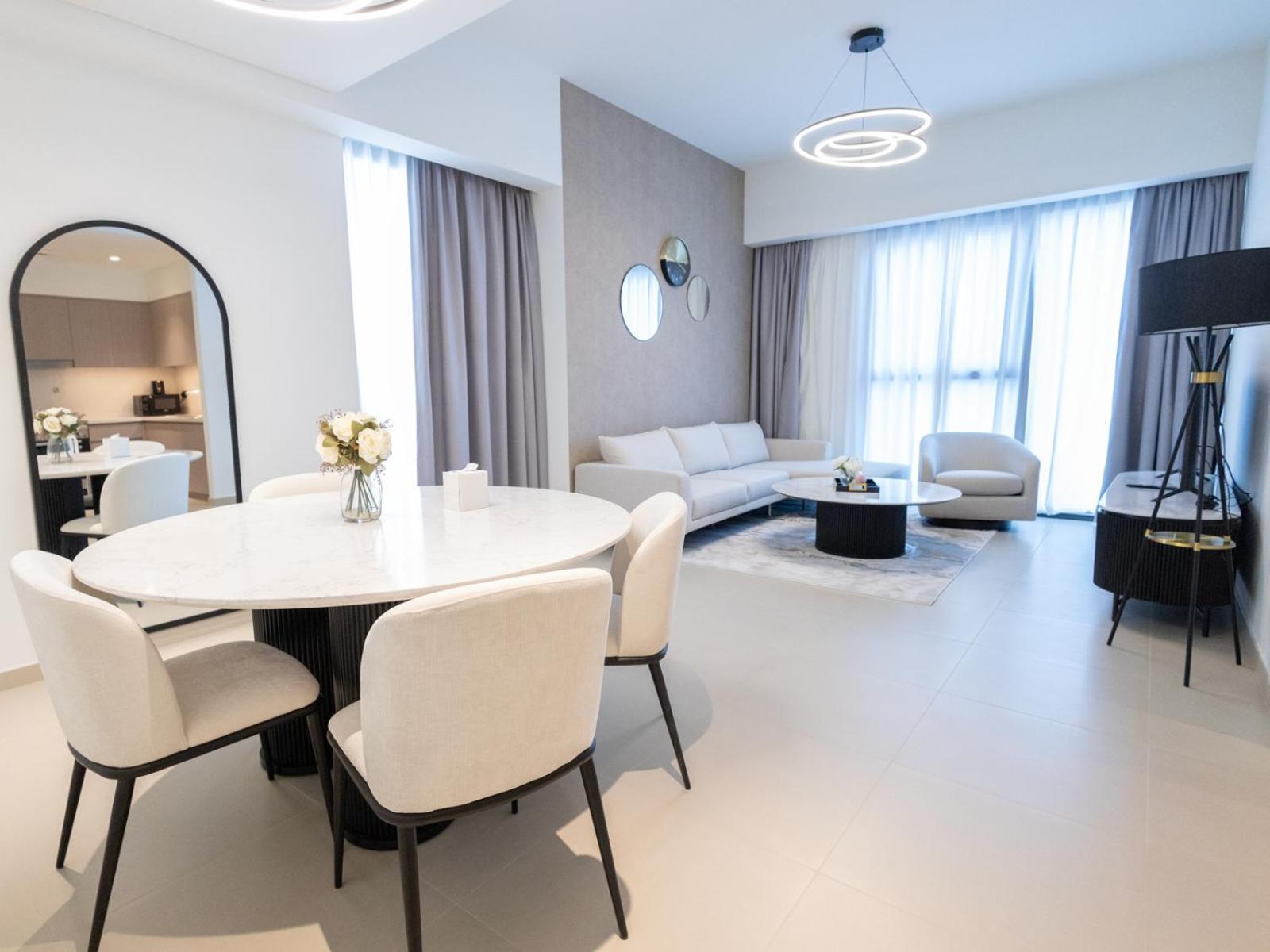 Mh-act One Act Two-2bhk-ref401 * Dubai
