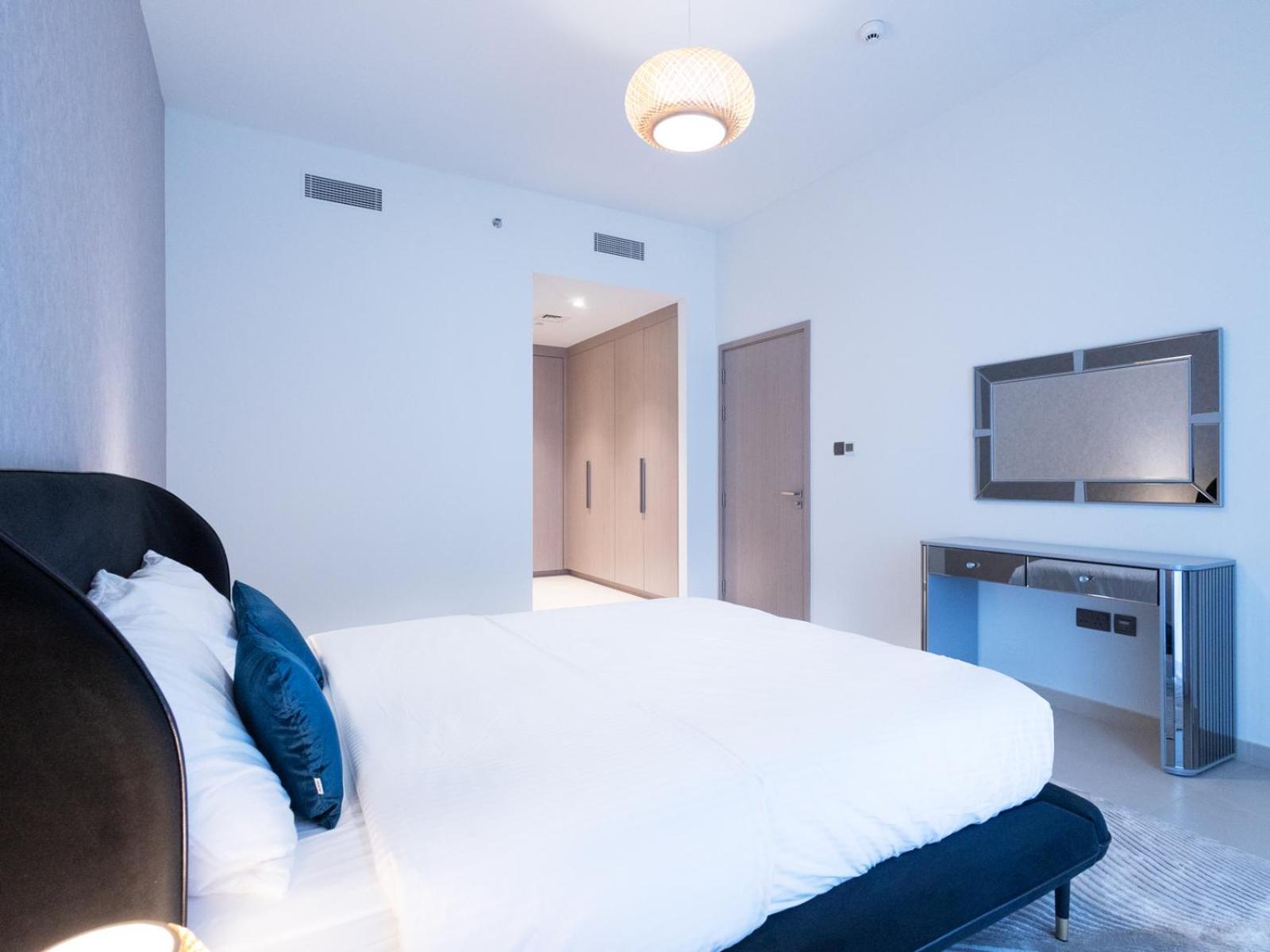 Mh-act One Act Two-2bhk-ref401 Apartment Dubai