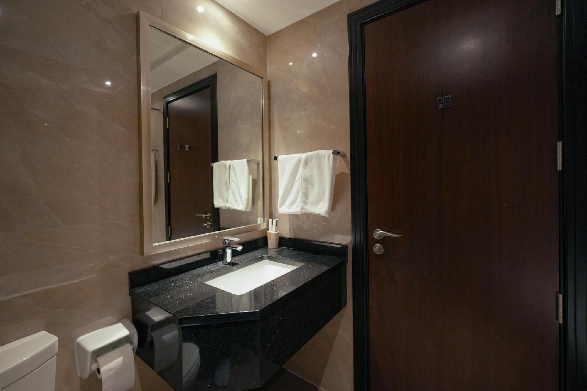 Studio At Elite Downtown With Burj Khalifa View By Anw