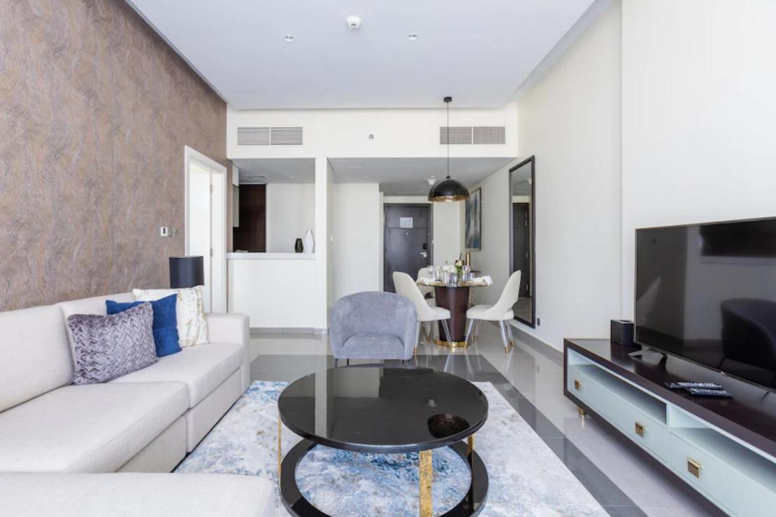 Apartment Simply Comfort In Damac Majestine Dubai