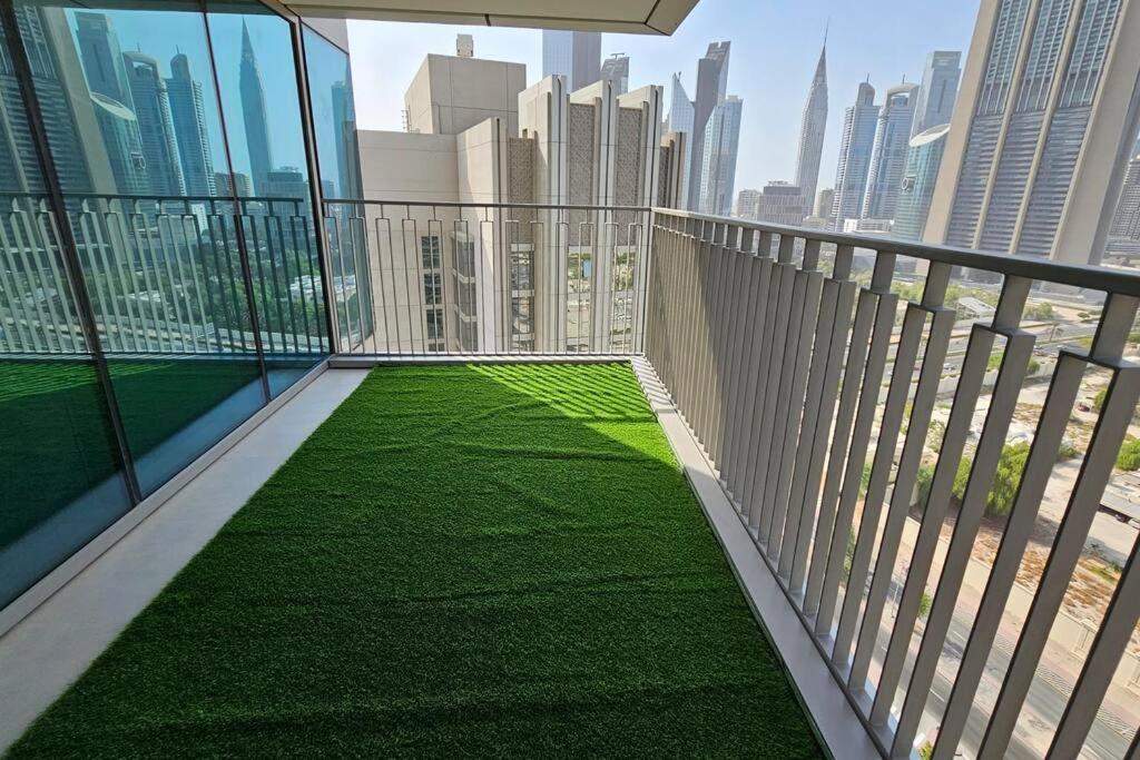 Apartment Luxury 3 Bed + Maid In Downtown With Burj Khalifa View