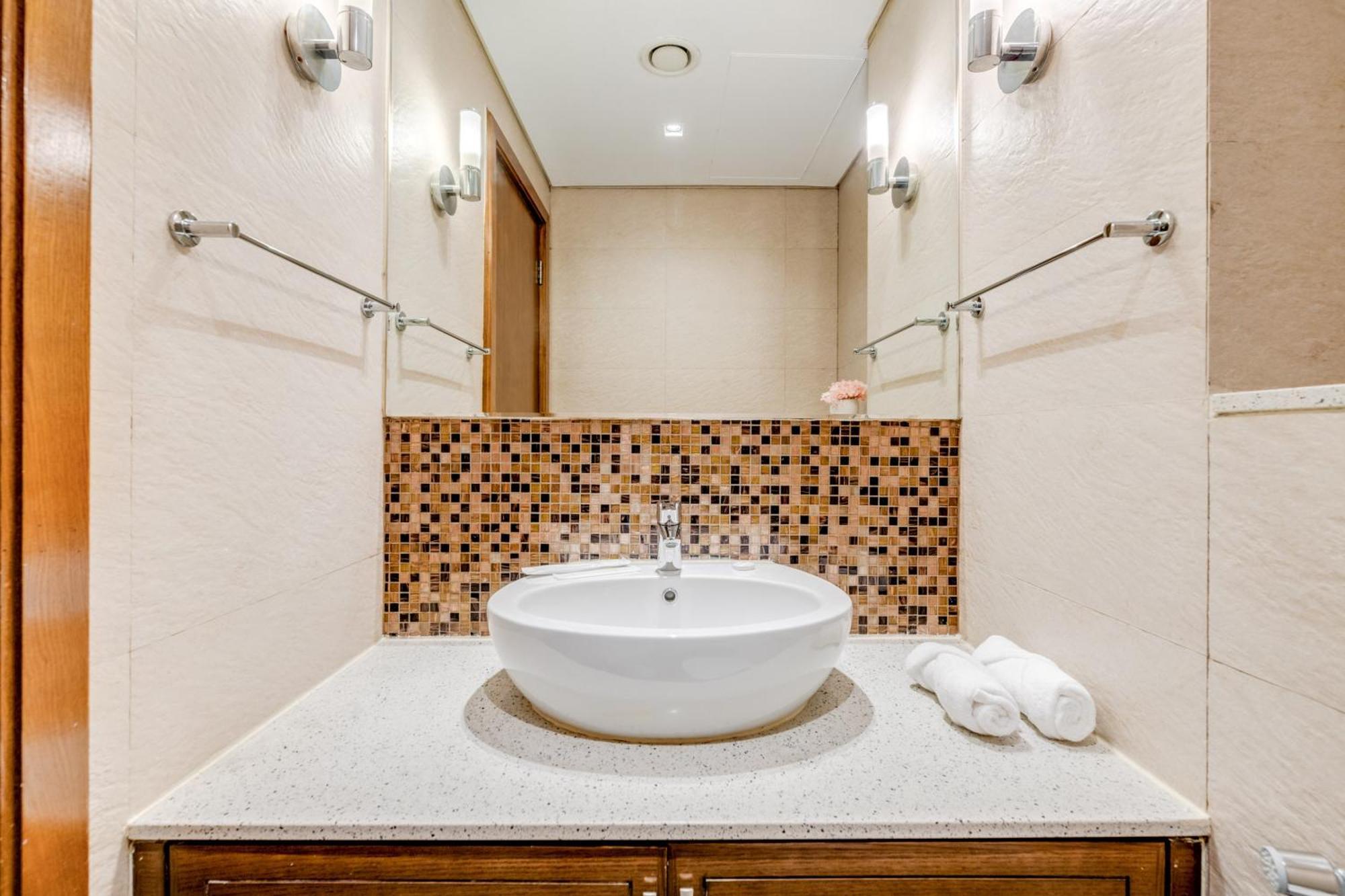 Globalstay. Luxury 3 Bedroom + Maid Townhouse With Sea View *