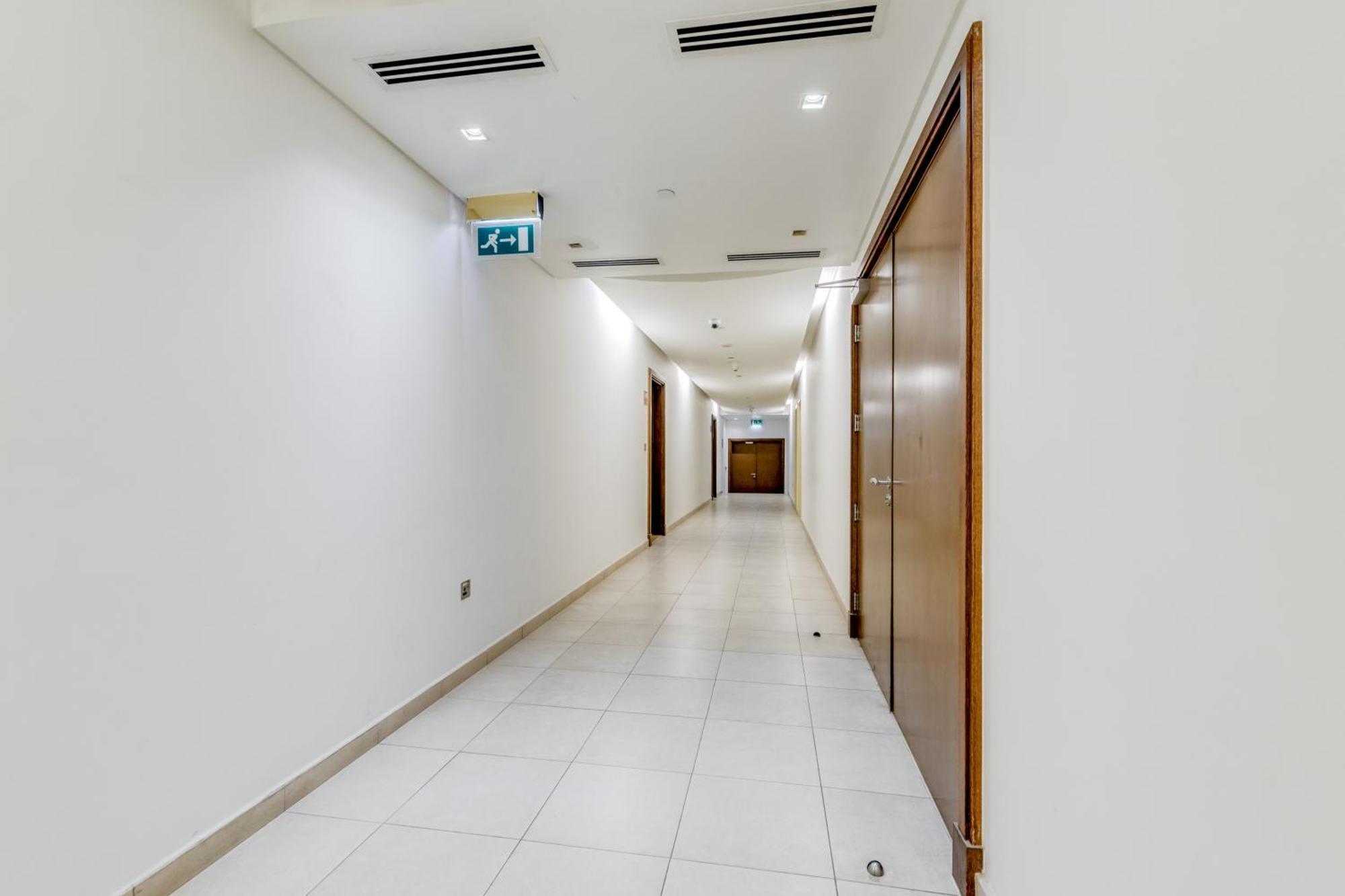 Globalstay. Luxury 3 Bedroom + Maid Townhouse With Sea View *