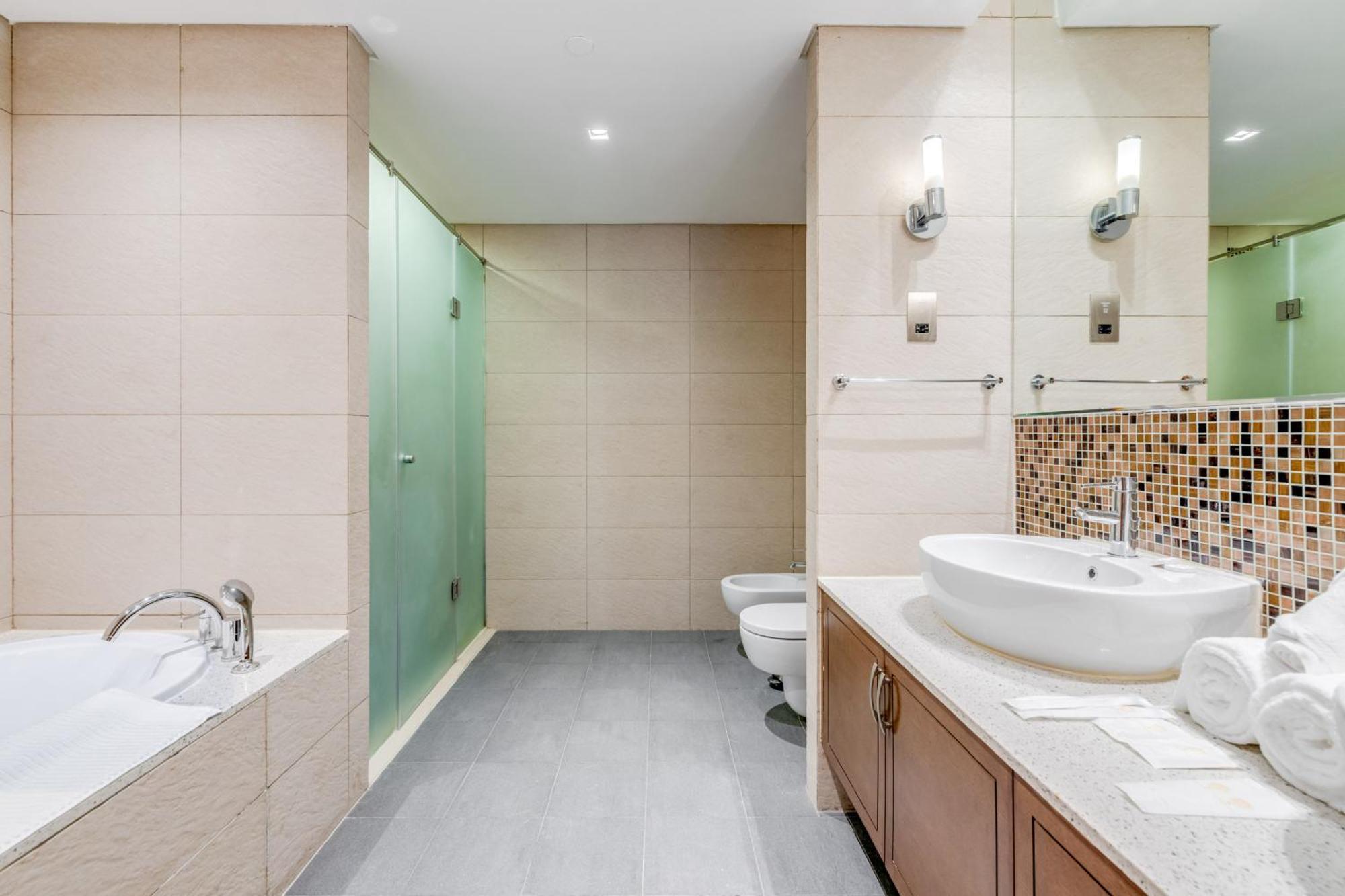 Globalstay. Luxury 3 Bedroom + Maid Townhouse With Sea View Apartment Dubai