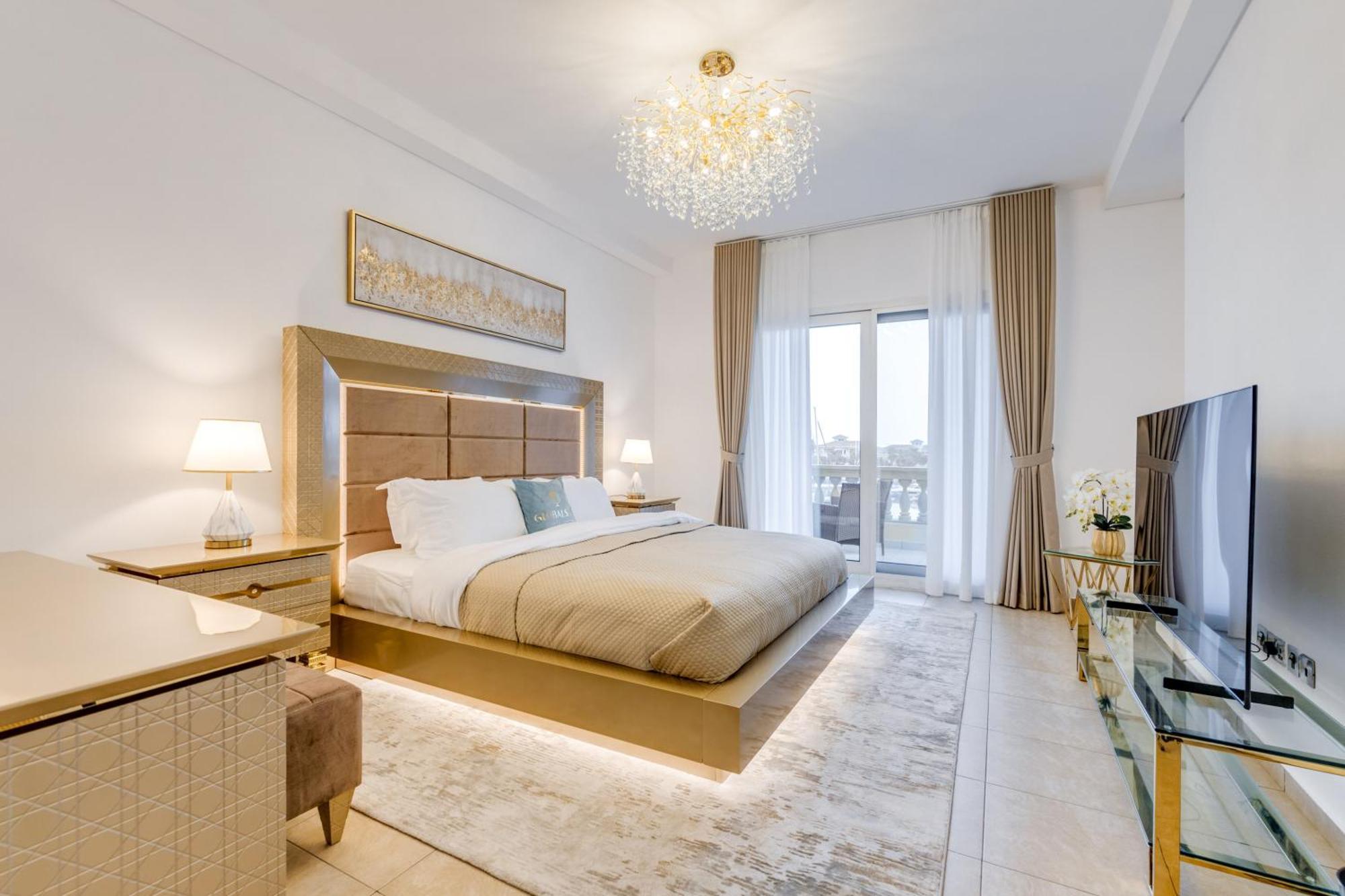 Globalstay. Luxury 3 Bedroom + Maid Townhouse With Sea View Apartment