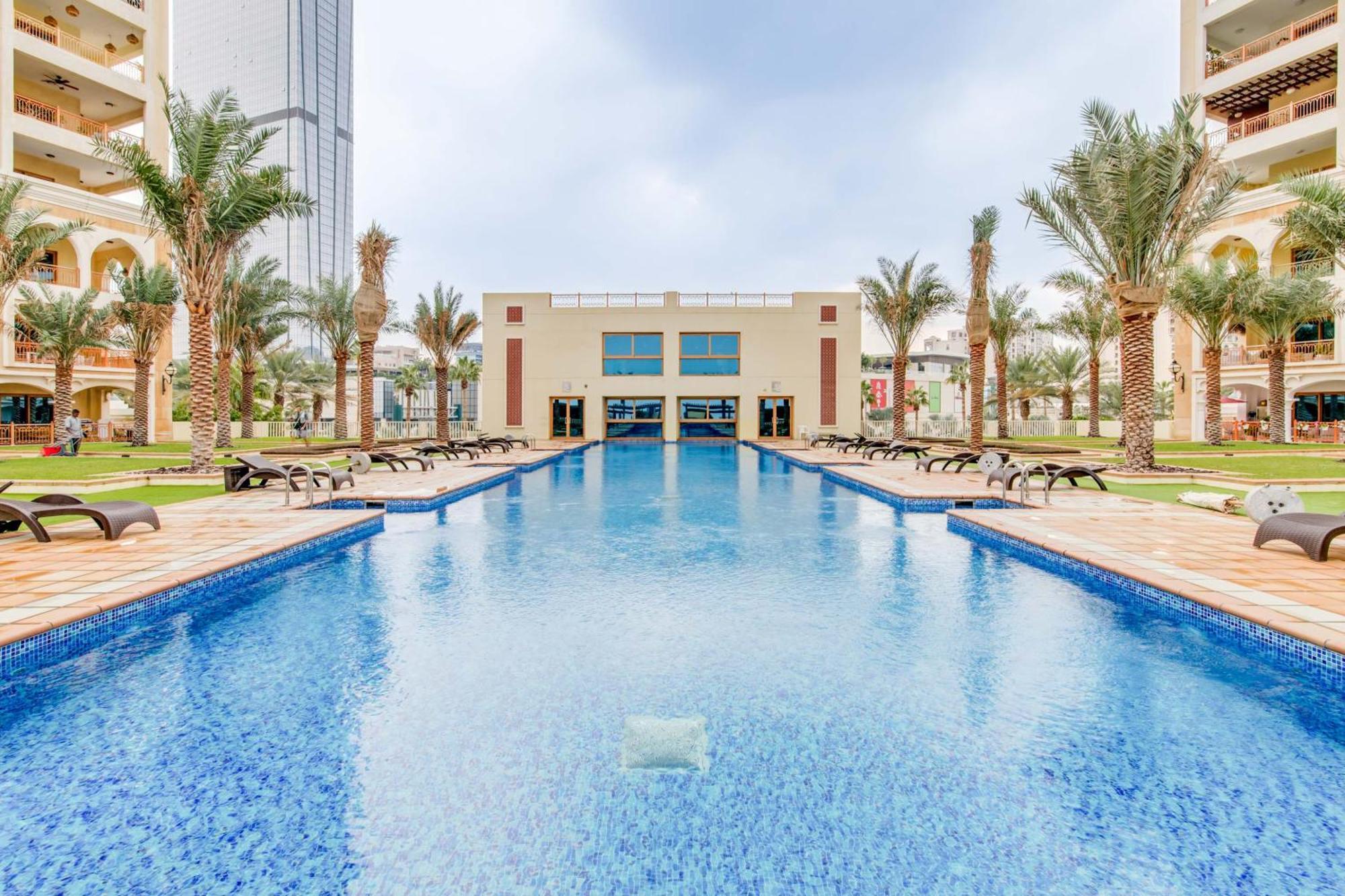 Globalstay. Luxury 3 Bedroom + Maid Townhouse With Sea View *