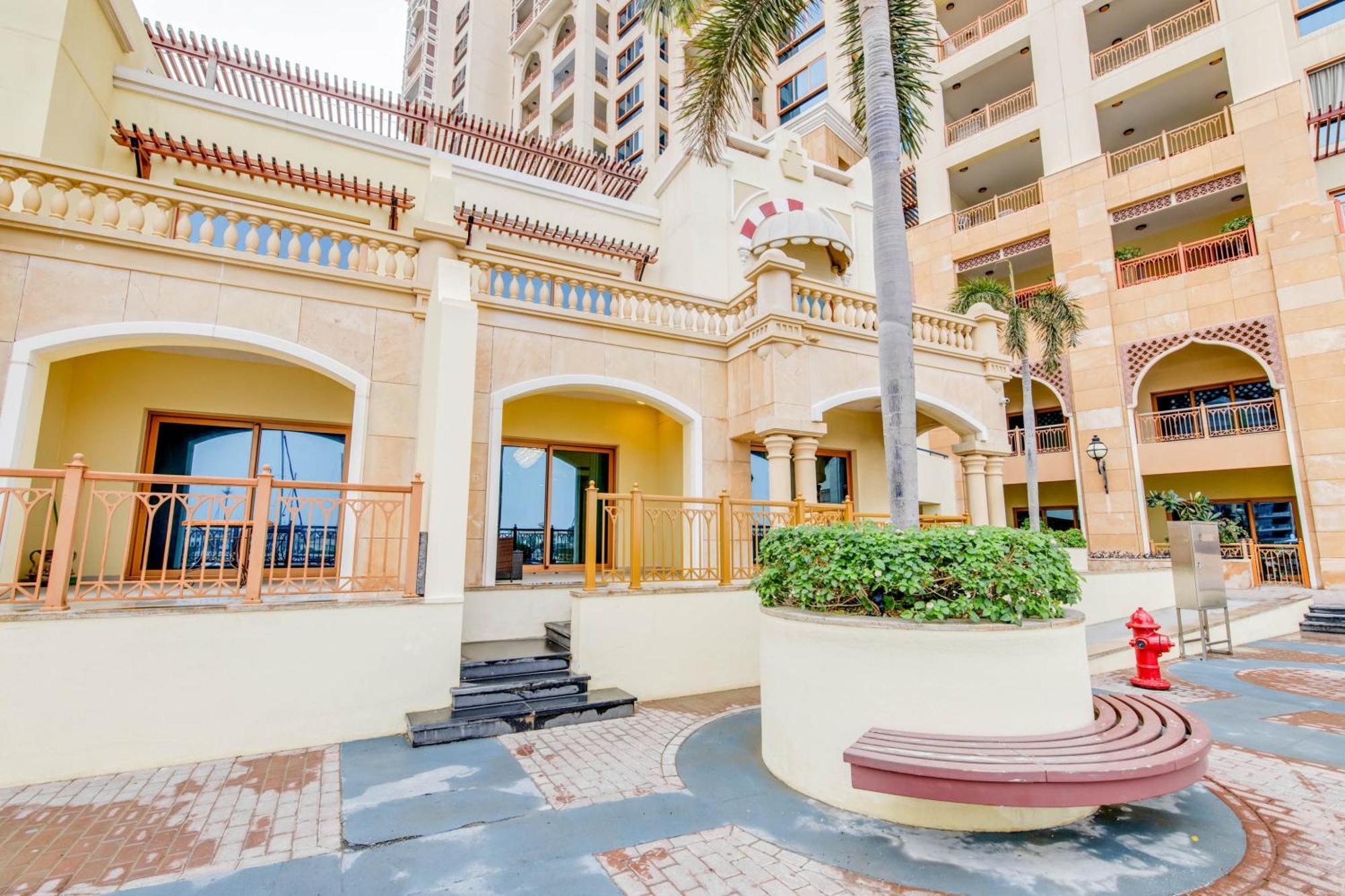 Globalstay. Luxury 3 Bedroom + Maid Townhouse With Sea View Apartment *