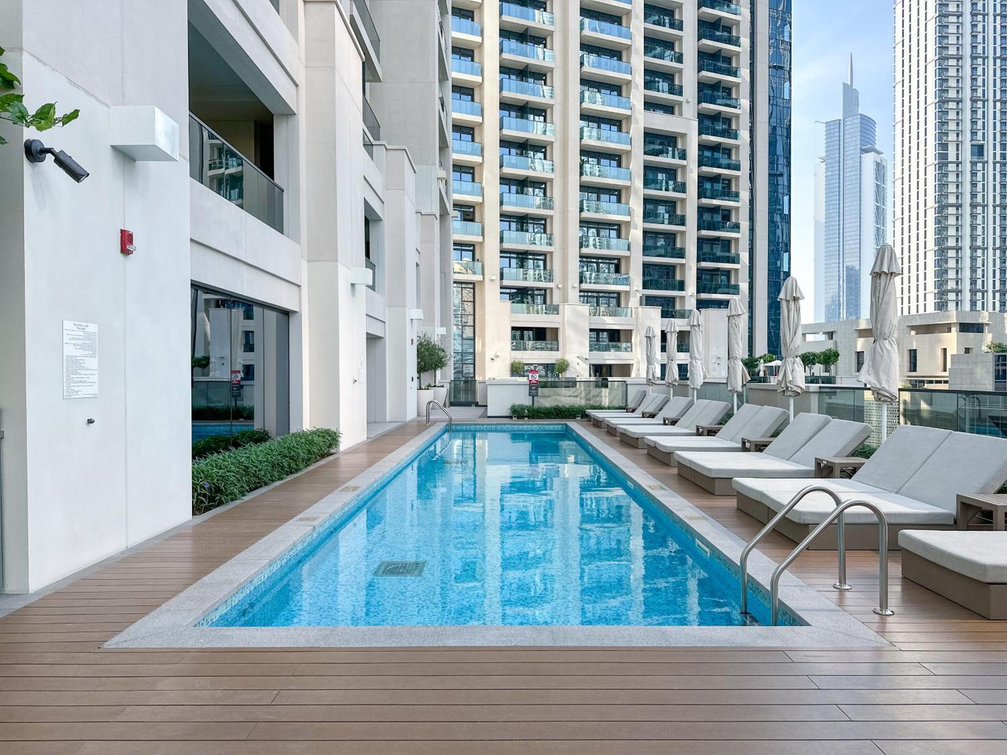 Unique Burj Khalifa View 3br On Floor Apartment