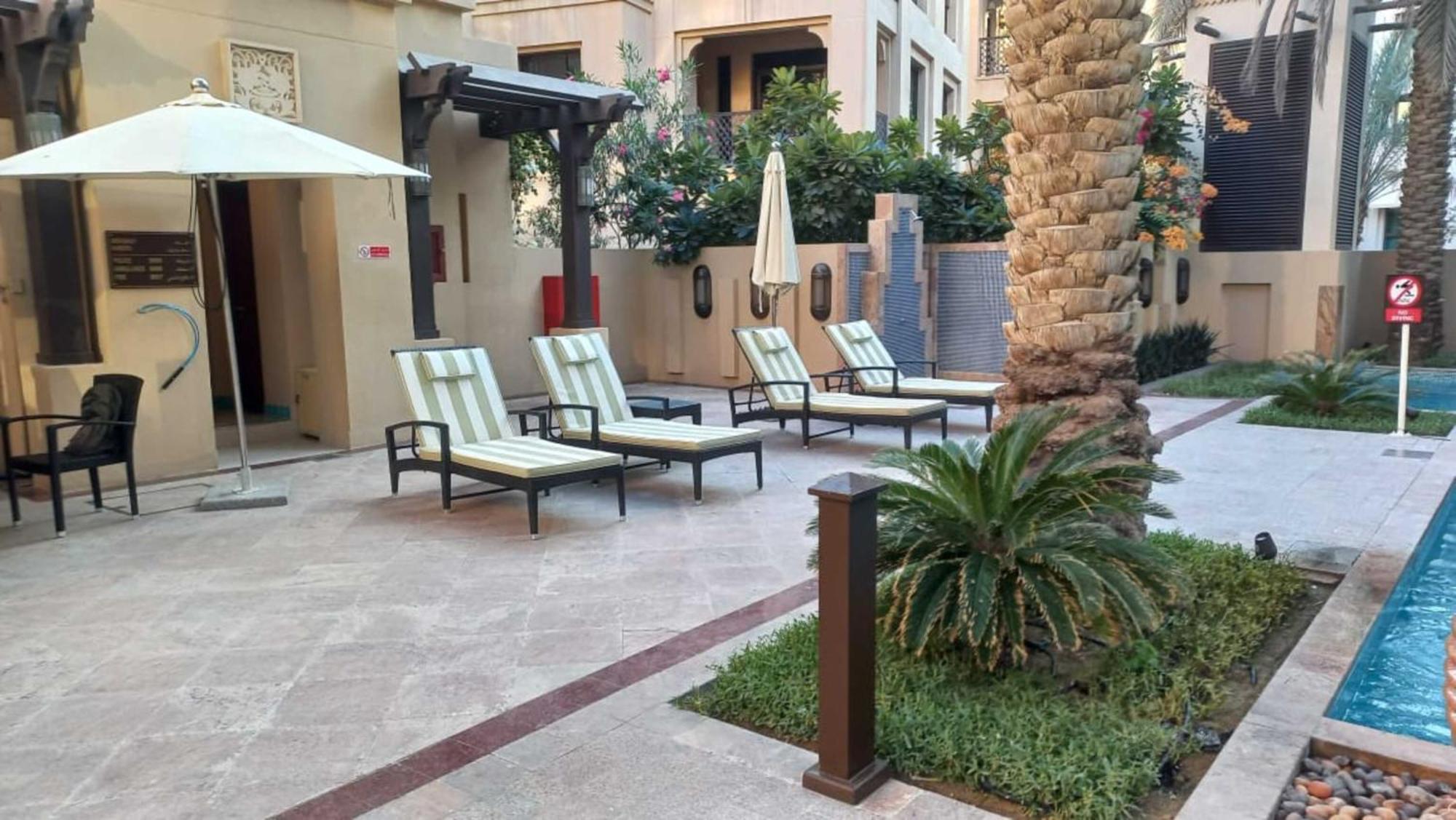 Spacious 2bedroom With Burj View In Downtown Apartment *