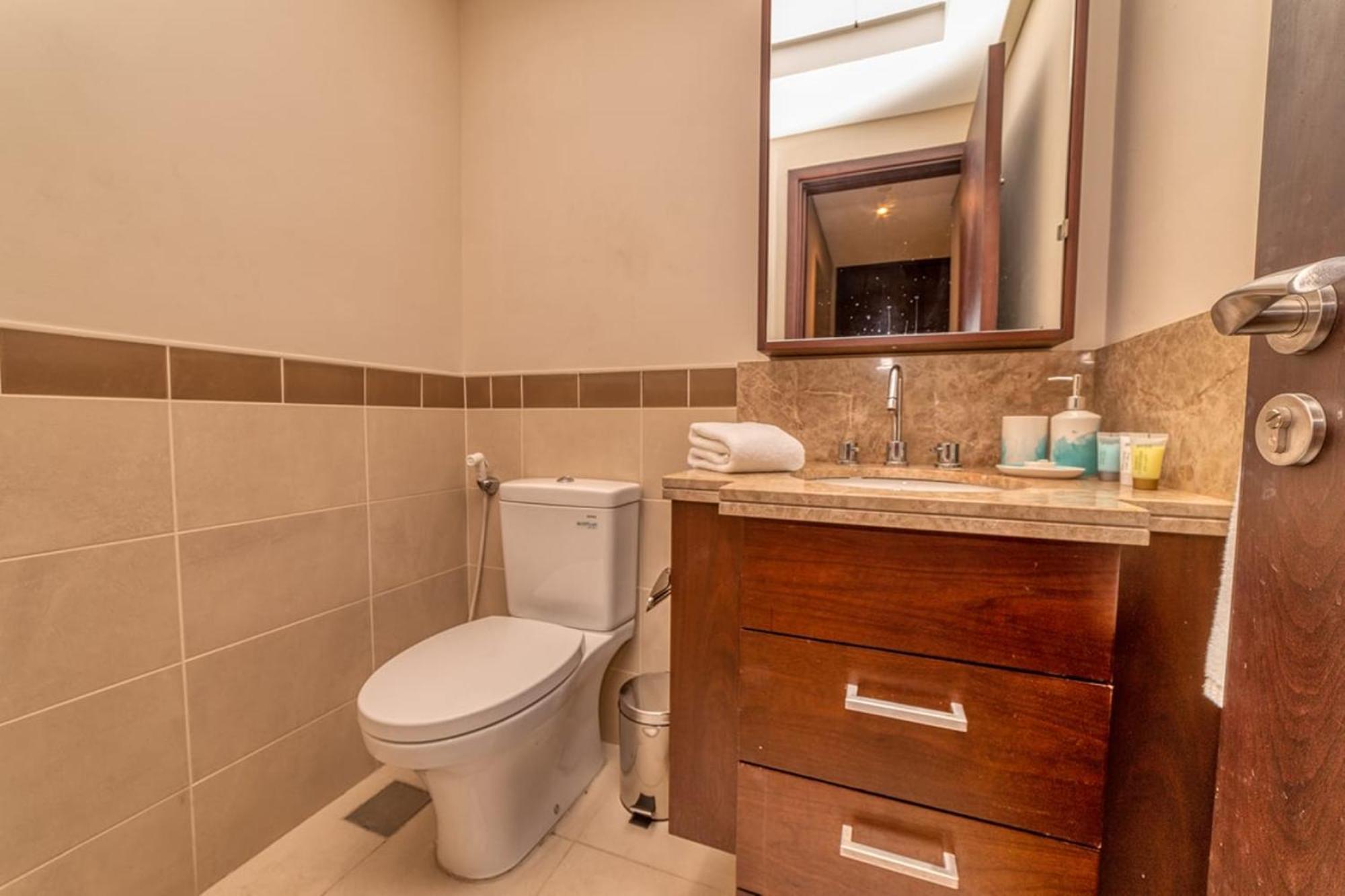 Bellavista - Spacious - 1br With Extra - 29 Boulevard - Partial Fountain View Apartment *