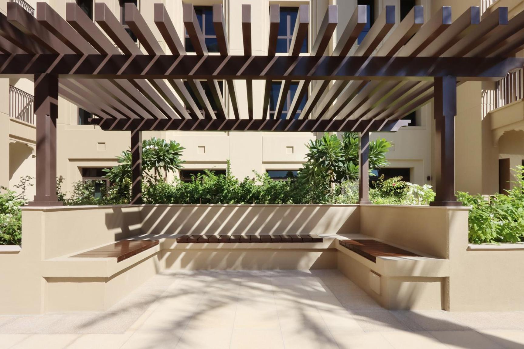 Livbnb - 2br Close To Souk Mall And Burj Al Arab Dubai