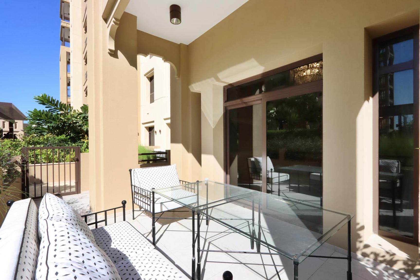 Livbnb - 2br Close To Souk Mall And Burj Al Arab *