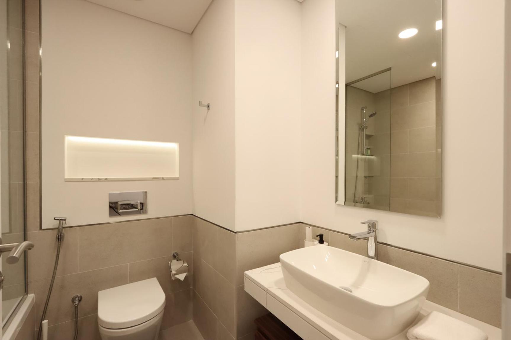 Apartment Livbnb - 2br Close To Souk Mall And Burj Al Arab