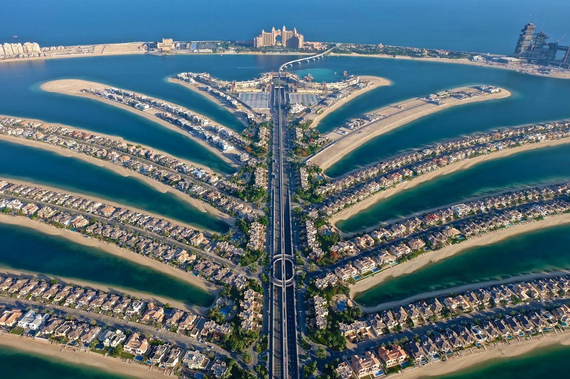 Fam Living - Palm Tower - Palm Jumeirah - Panoramic *
