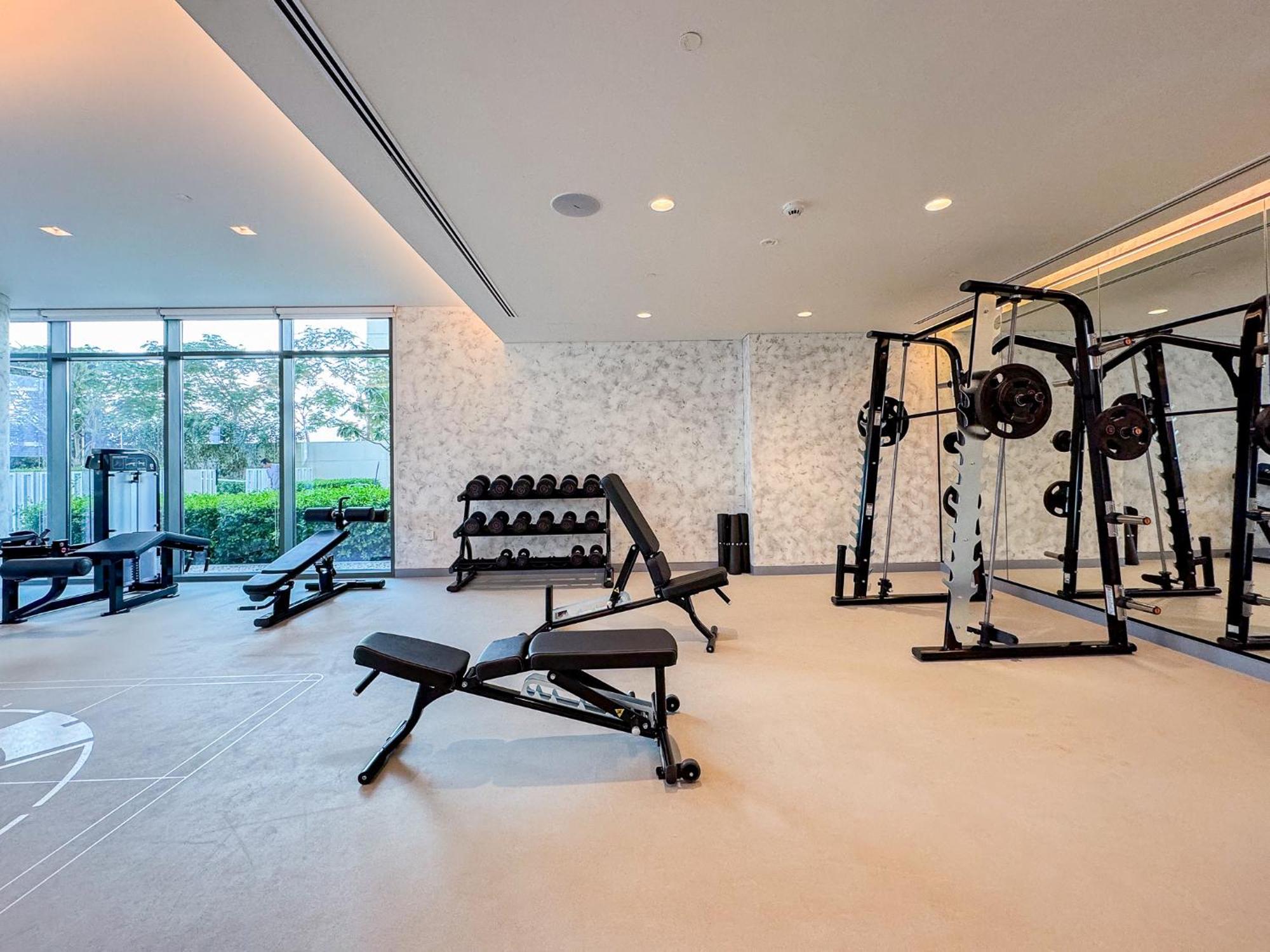 Apartment Stunning 2br With Private Access Dubai