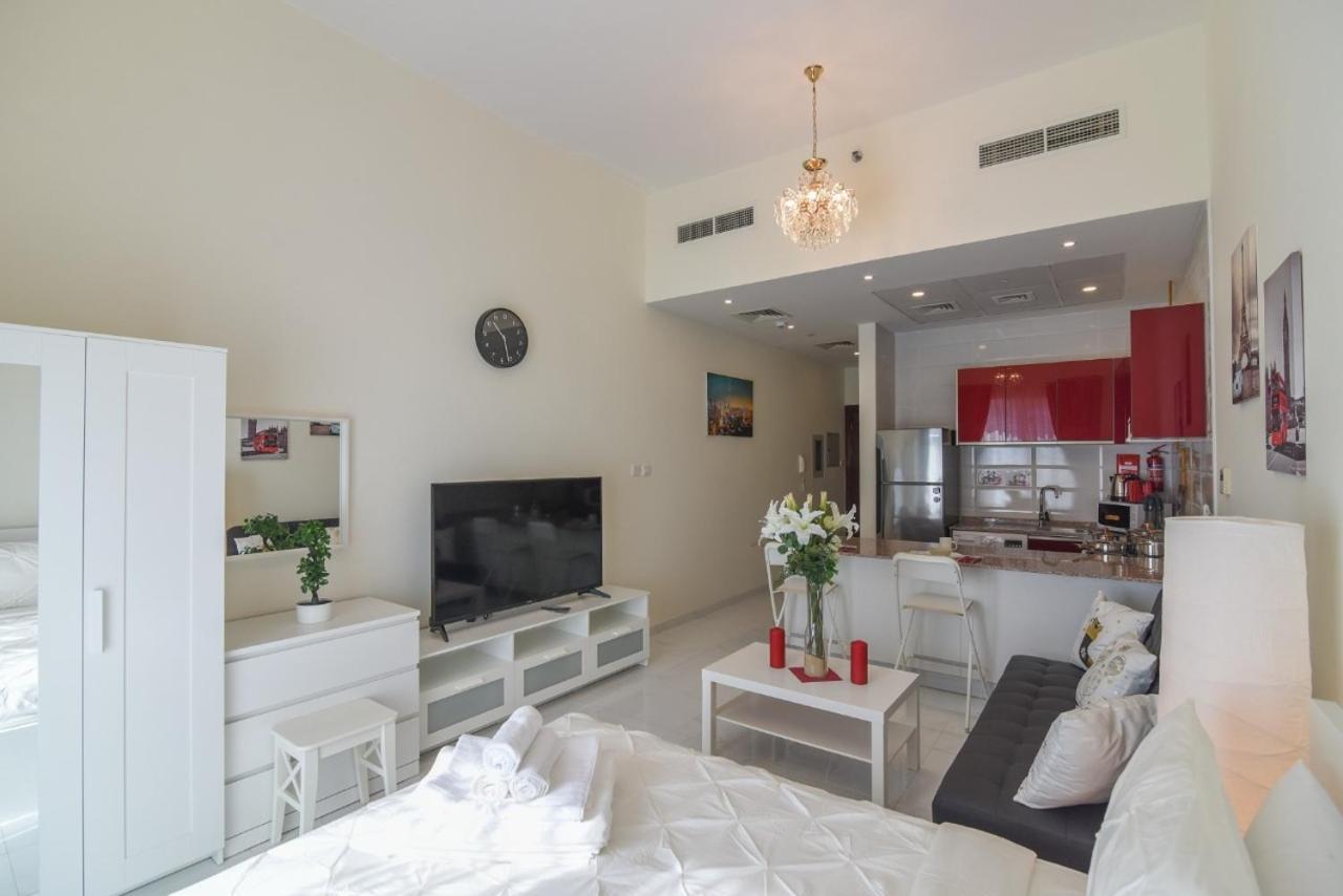 Apartment Mk By Azco