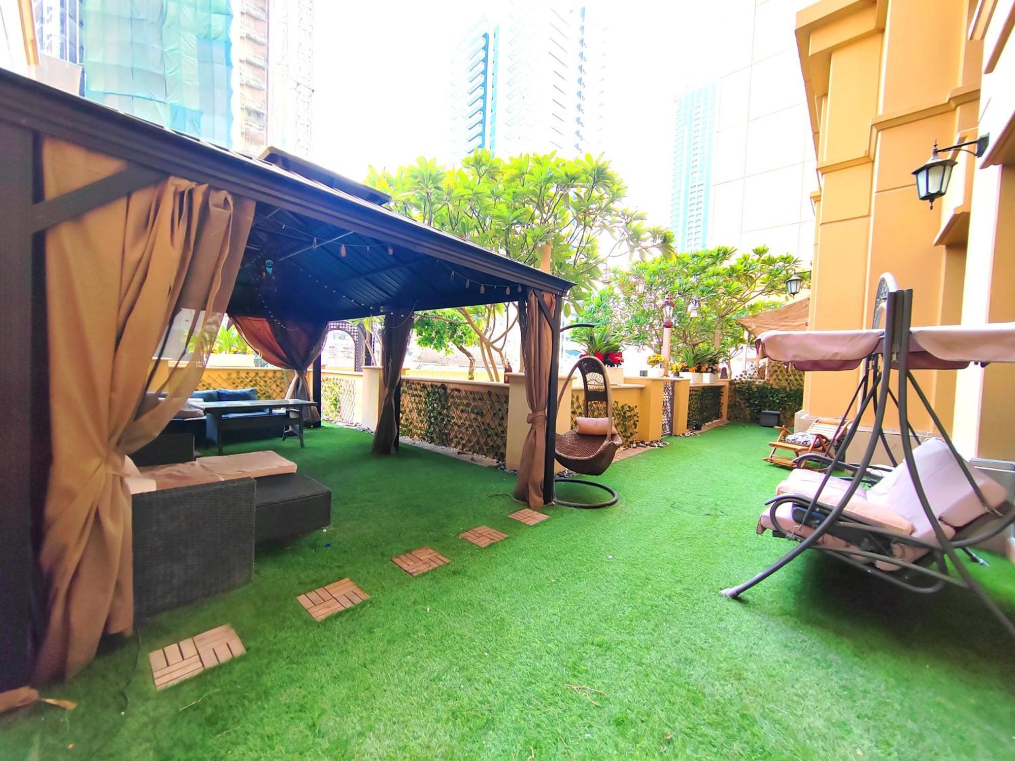 Villa 4-bedroom With Huge Private Garden On Jbr