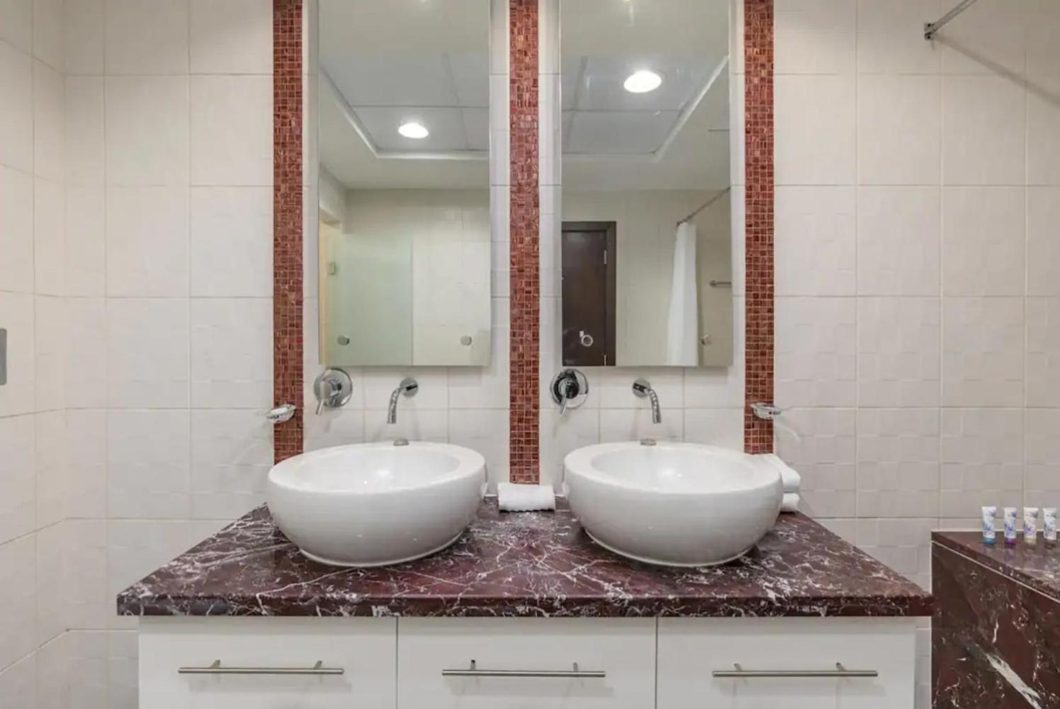 4-bedroom With Huge Private Garden On Jbr Villa