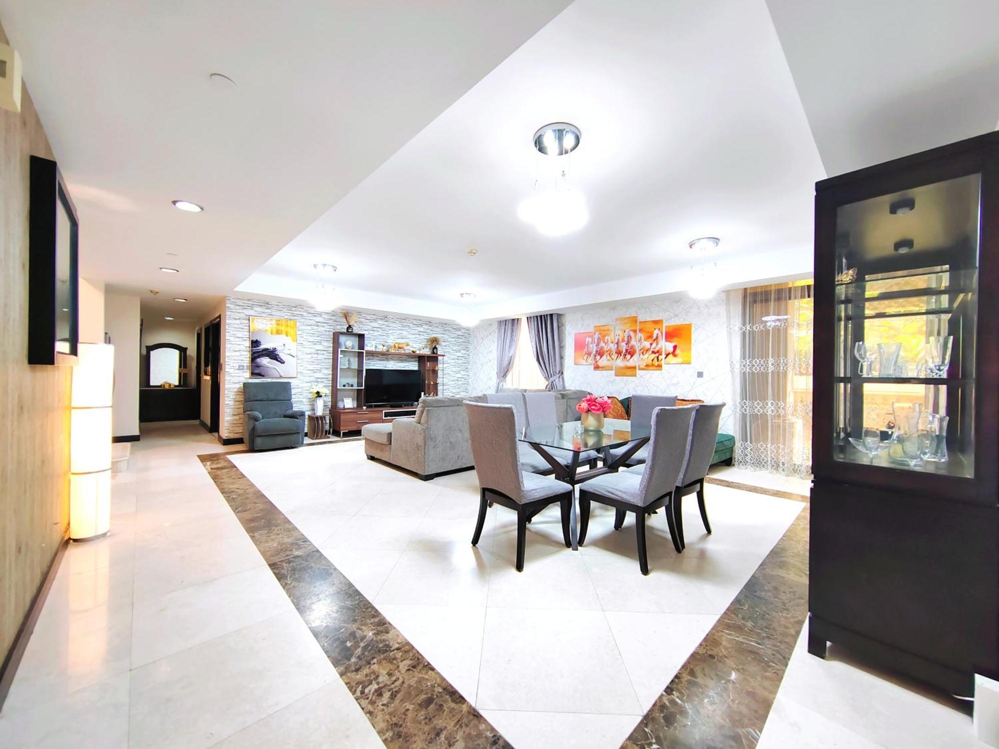 4-bedroom With Huge Private Garden On Jbr Villa Dubai
