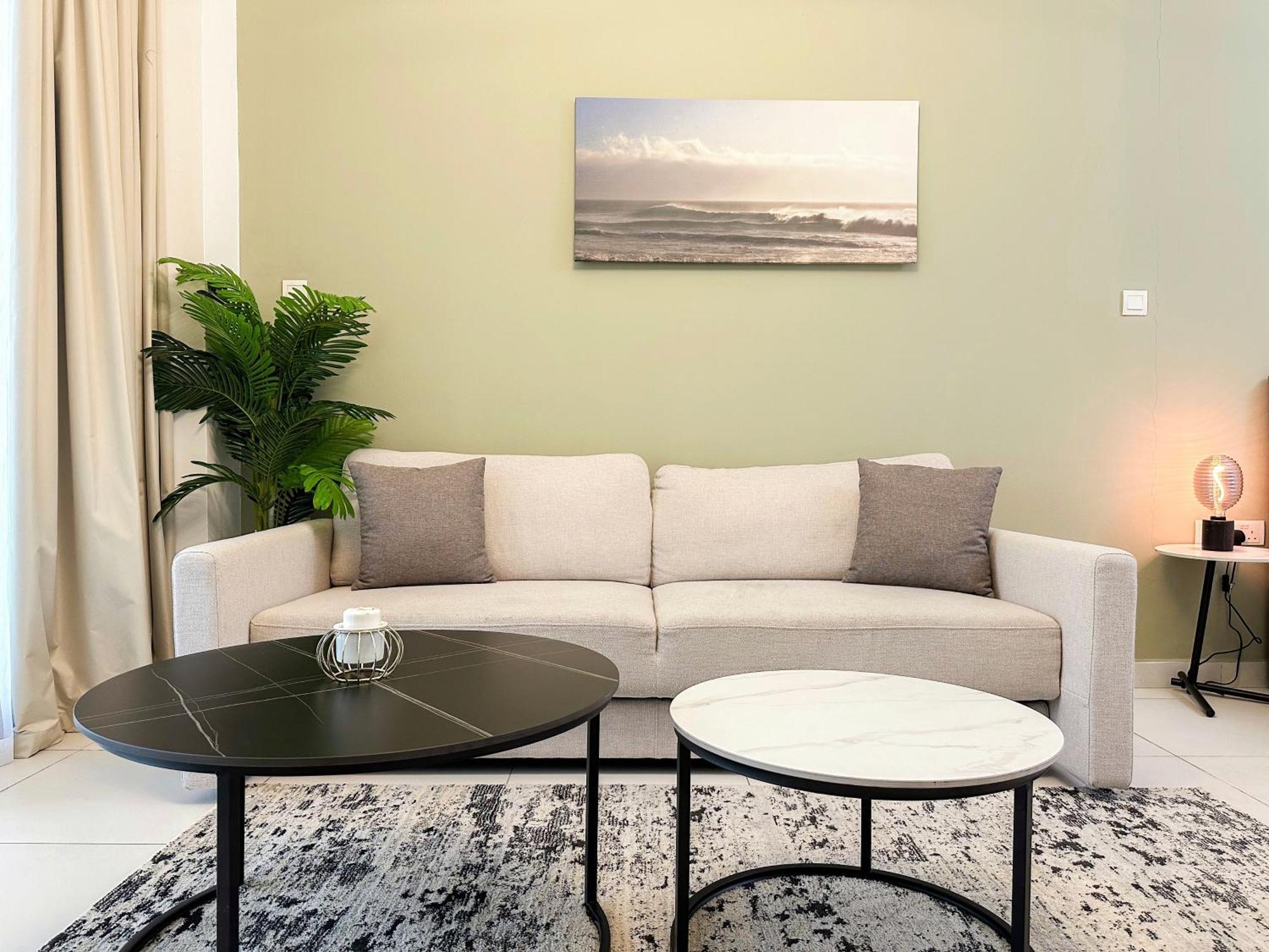 Downtown View Apartment *