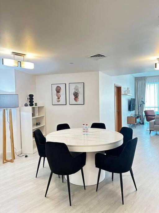2 Bdr In Marina Terrace Marina Apartment Dubai