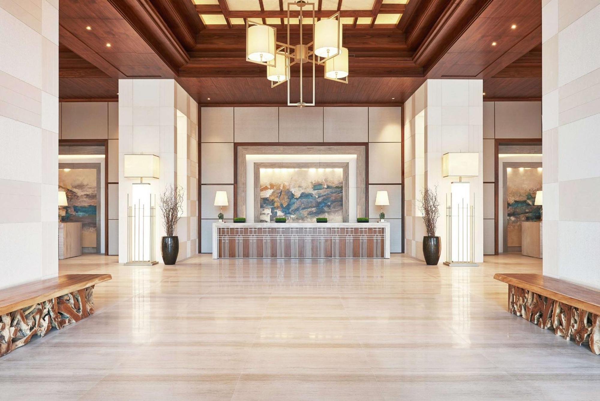 Hilton Al Habtoor 5*