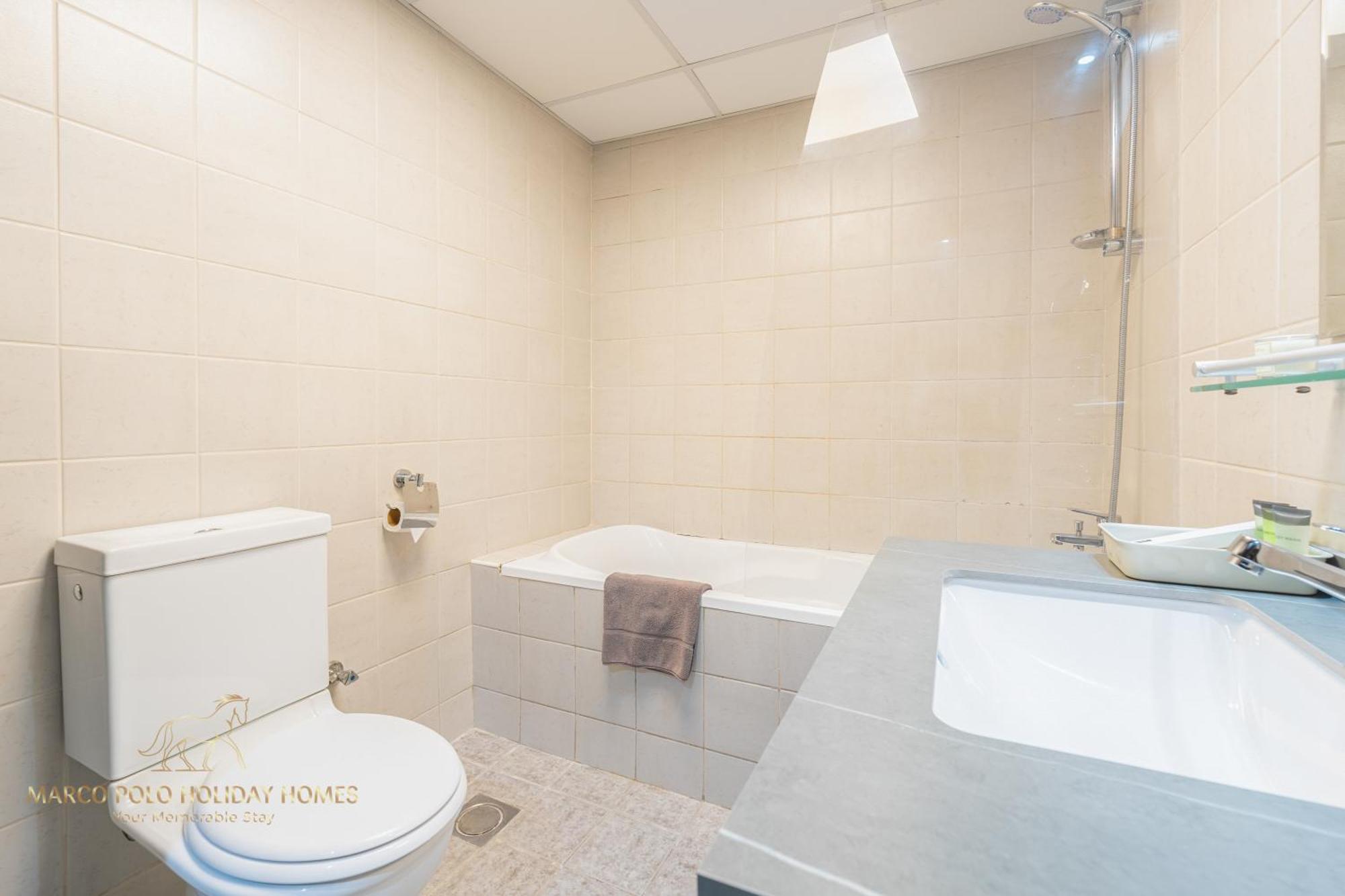 Marco Polo - Striking Views At Jlt , 1 Bedroom 2 Balconies *