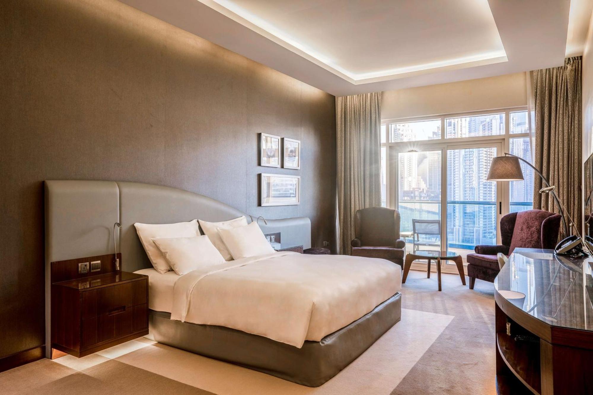 Radisson Blu Hotel, Waterfront