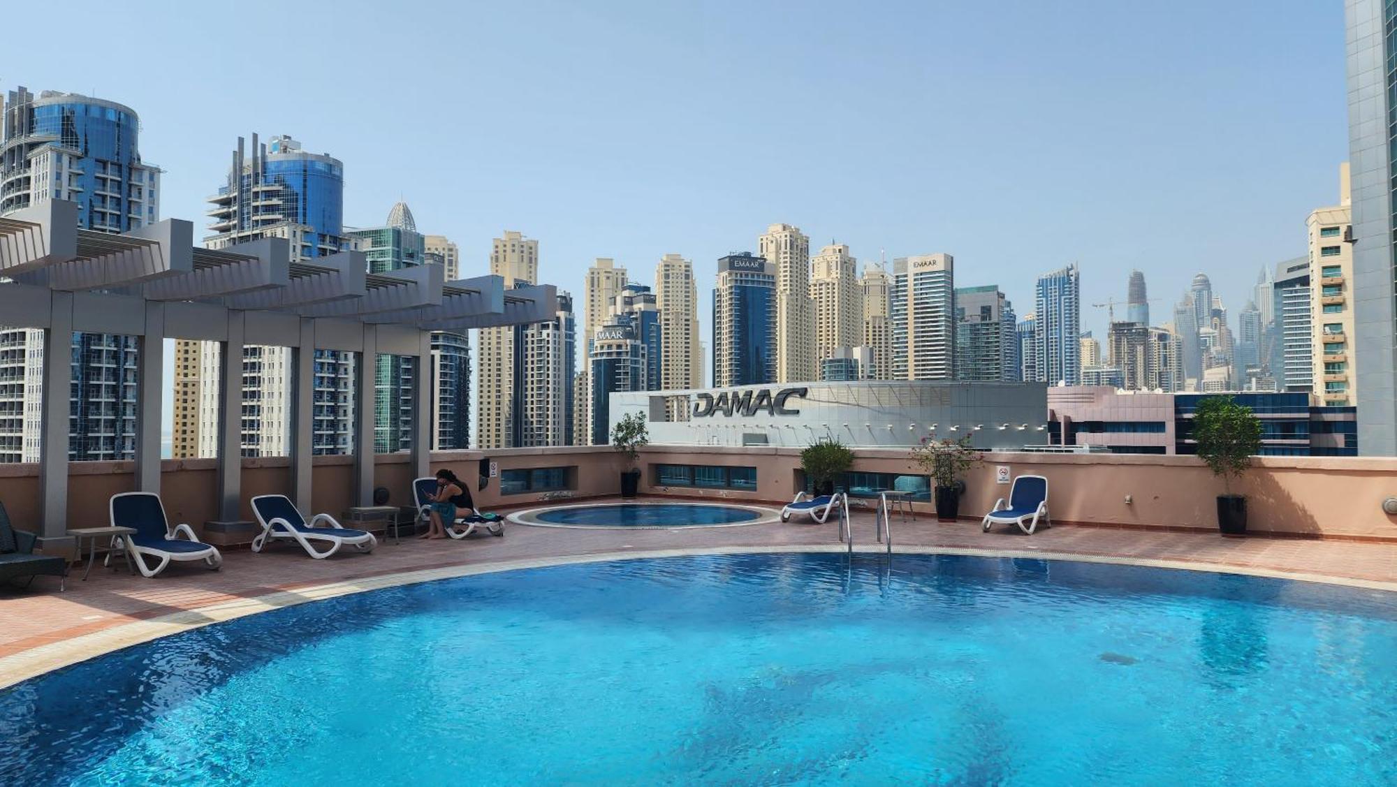 Luxury 1 Bedroom Marina View, Sleeps 5, 1 Min To Metro Apartment