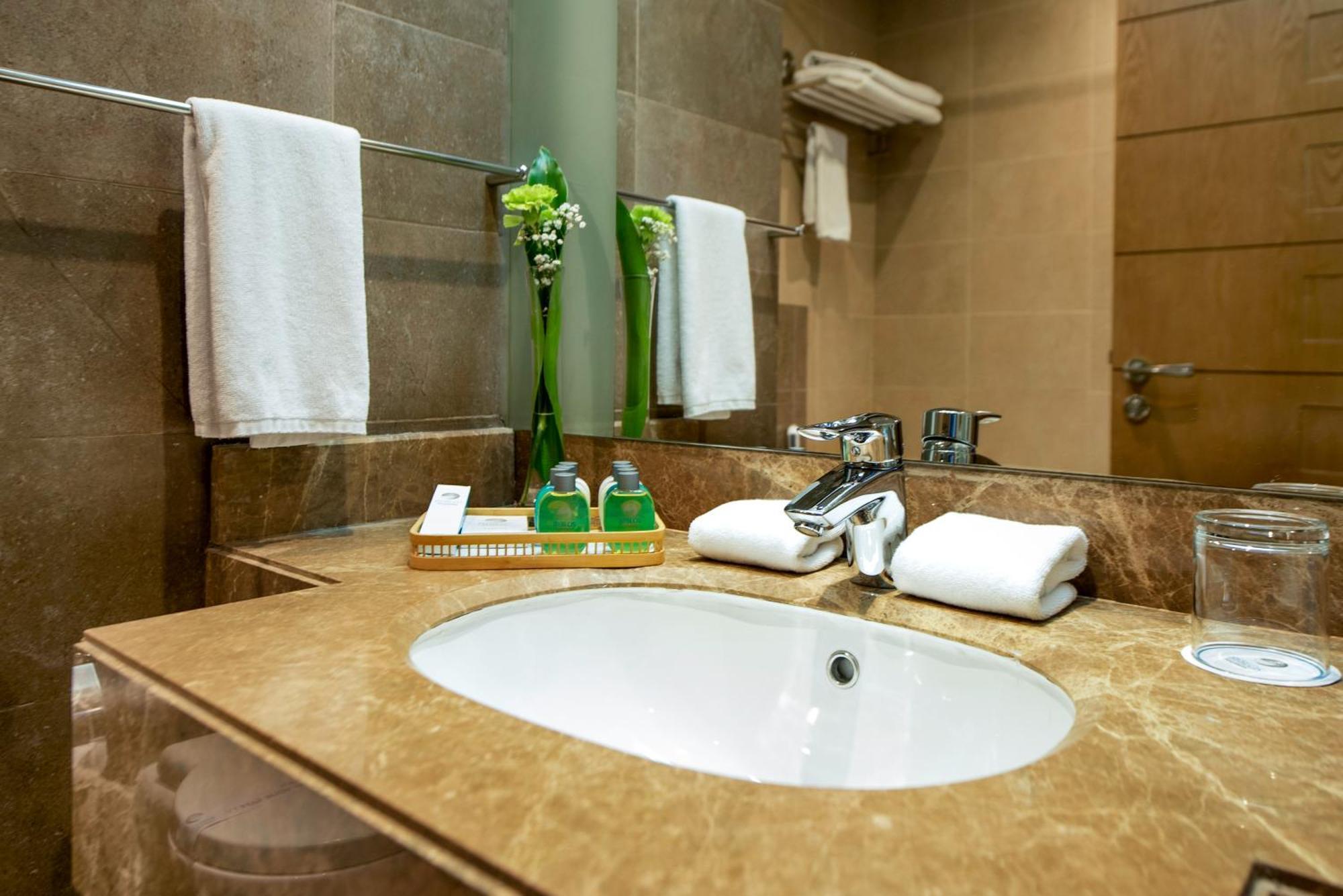 Marina Byblos Hotel 4*