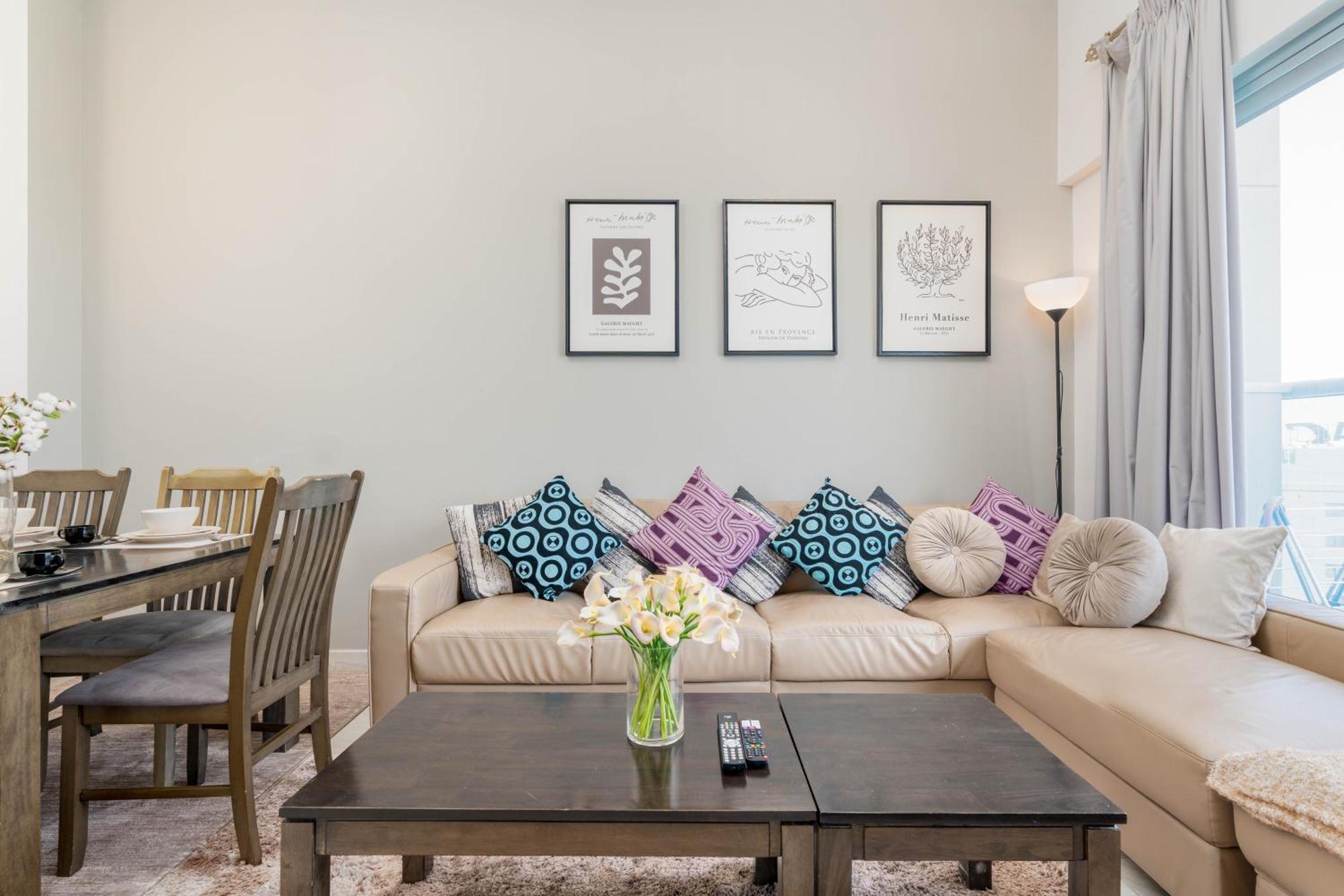 White Sage - Elite Business Bay * Dubai