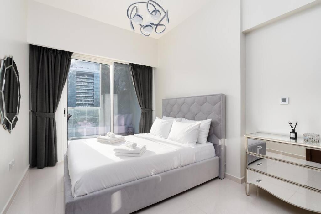 Prime Location 2bdr Business Bay - Damac Vera Apartment *