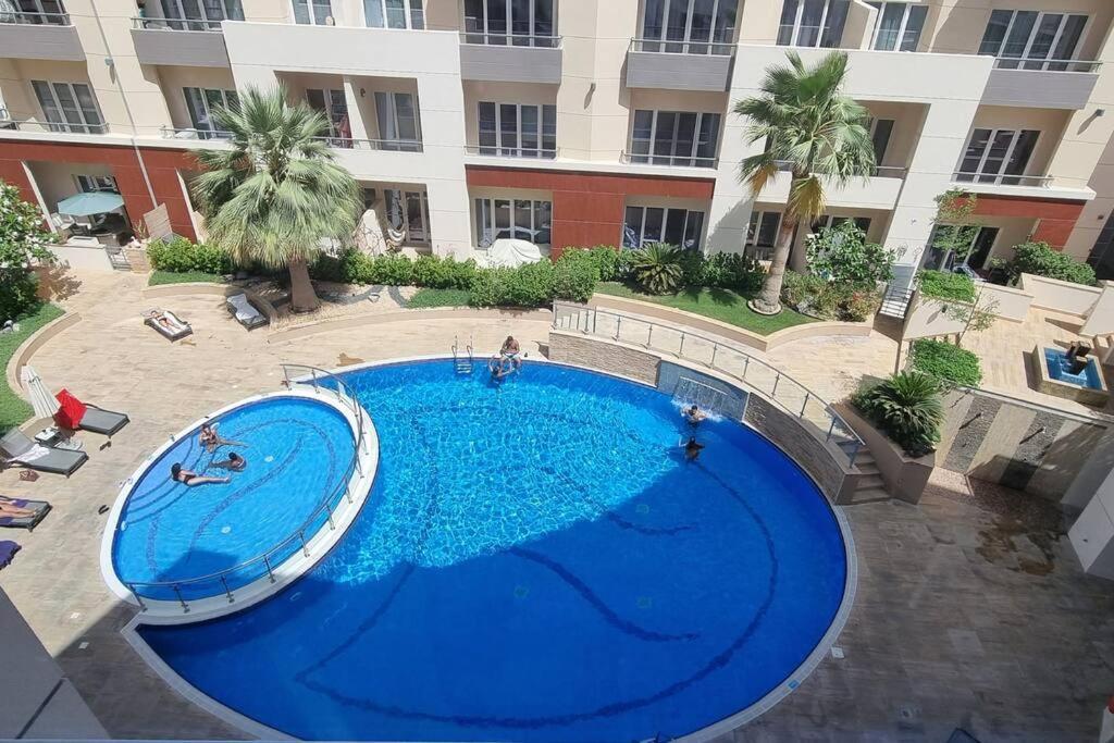 2 Bedroom With Pool View Brand New Apartment Dubai