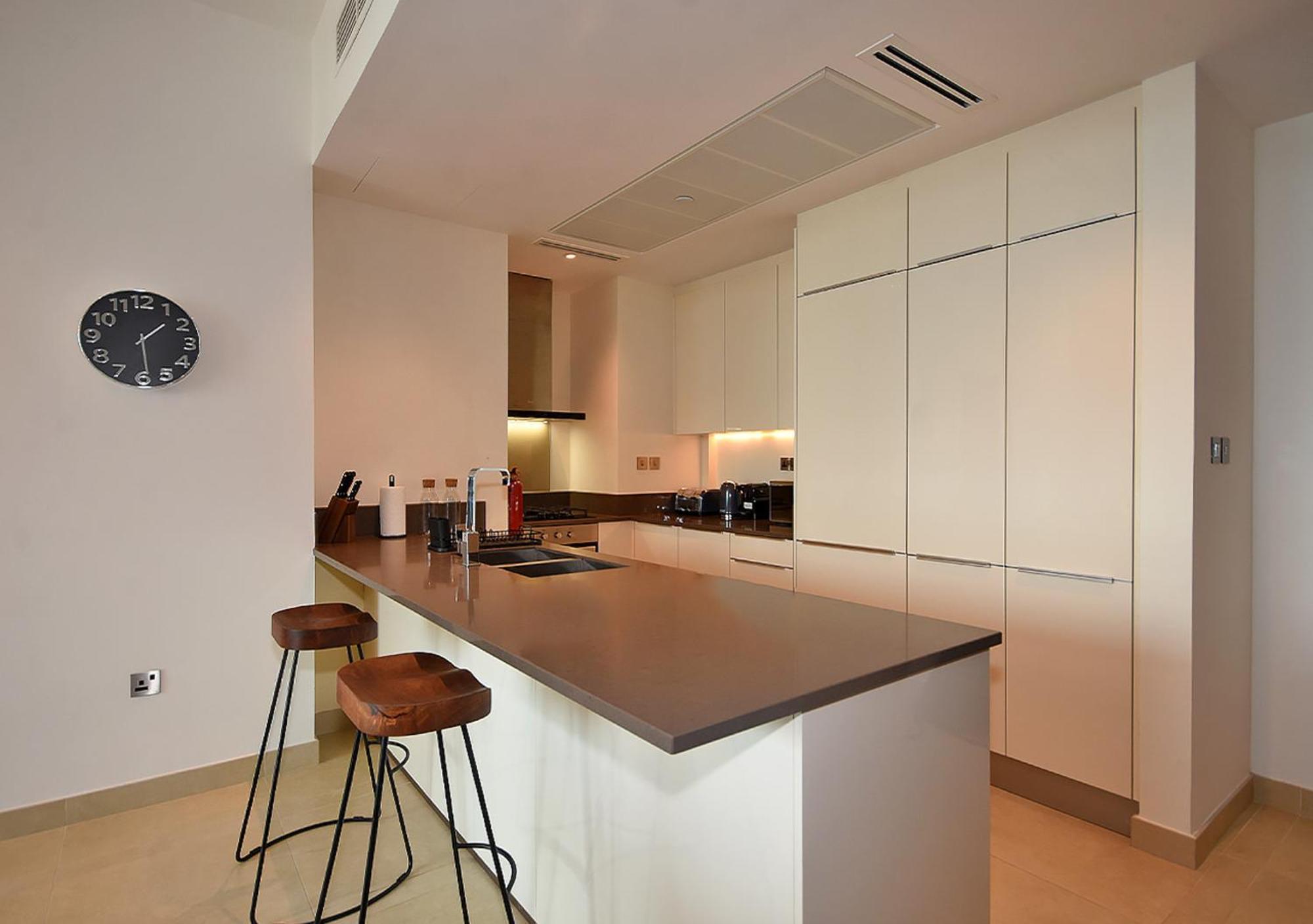Apartment Marina Gate Modern & Unique 1 Bed By Airdhp