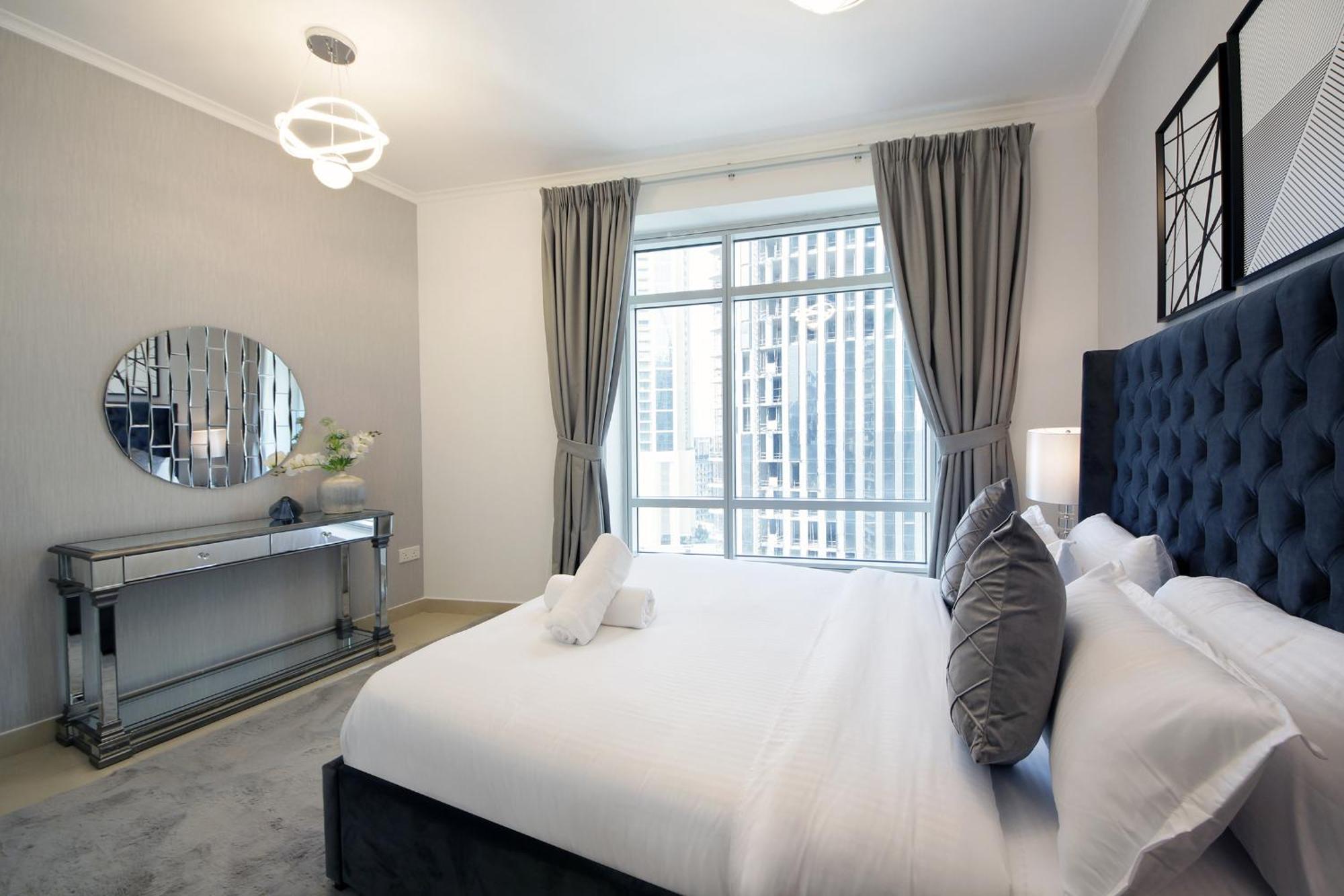 Apartment Stylish 2 Bedroom With Stunning Downtown View - Burj Views Tower East *