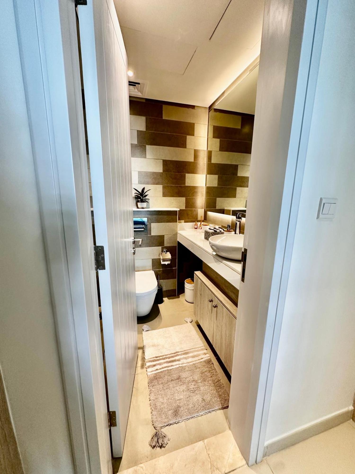 Luxury 5 Star In Seven Residences West Beach Palm Jumeirah With Sea View, Private Beach, Rooftop Pool Apartment *