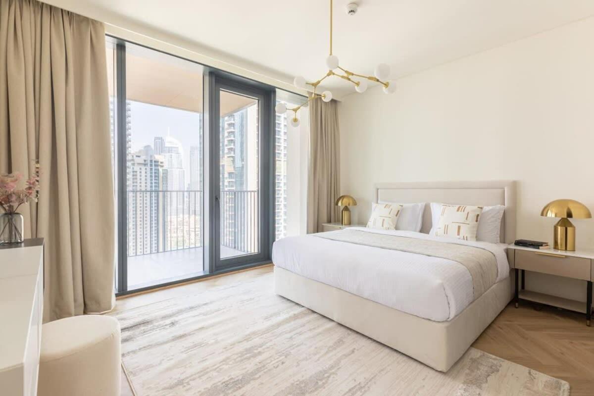 Frank Porter - Boulevard Heights Apartment