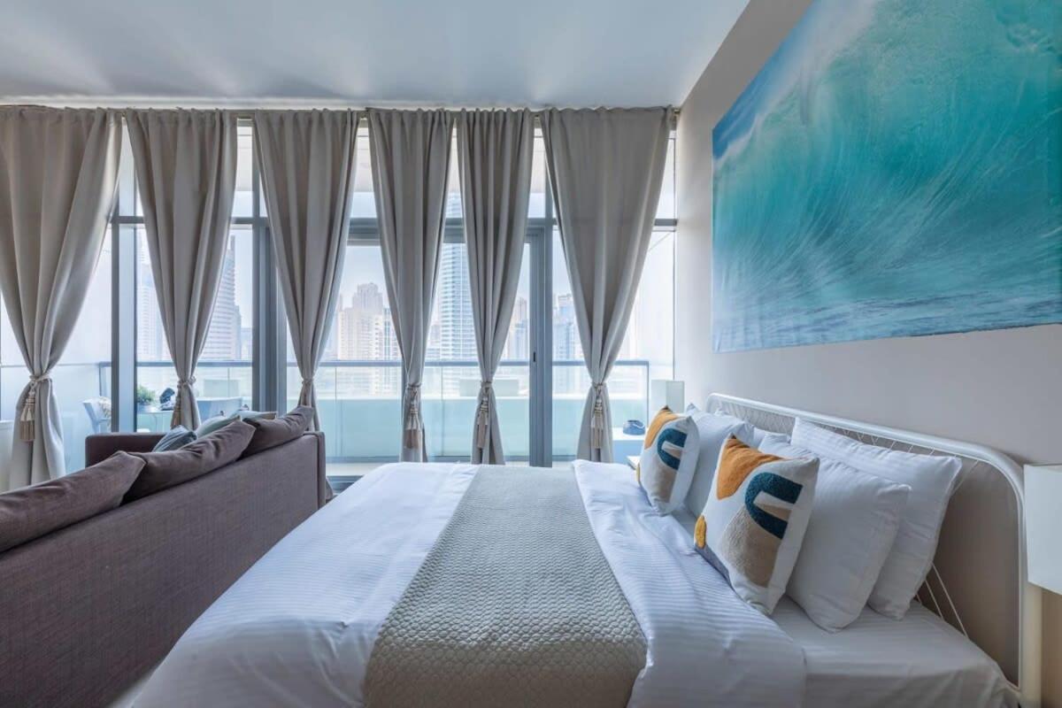 Frank Porter - Indigo Tower Dubai