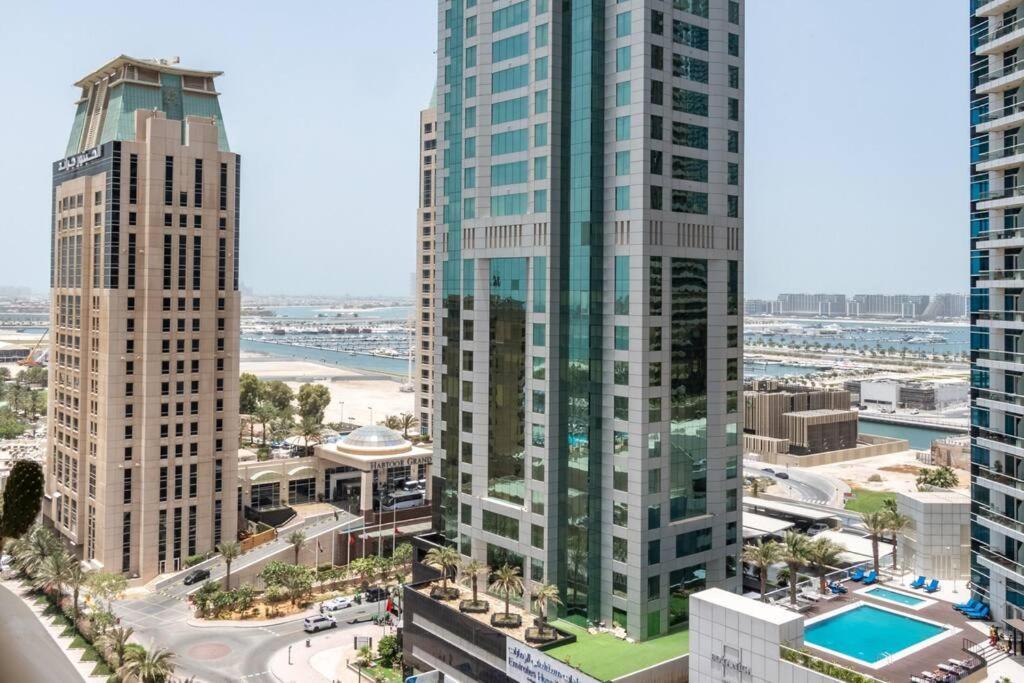 First Class 1br Modern And Spacious Apartment *