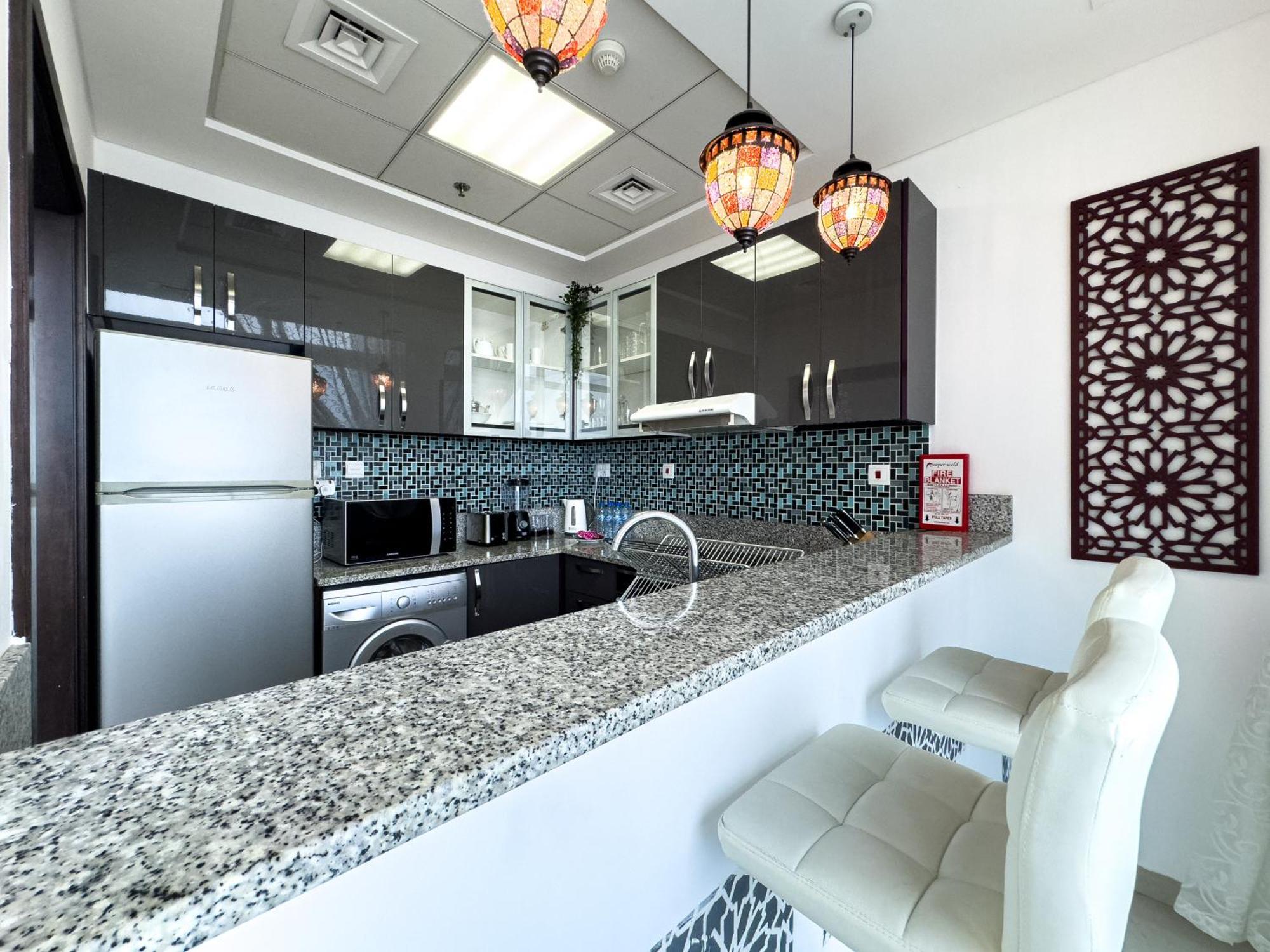 Marina & Palm View - High Floor 2br Near Jbr * Dubai
