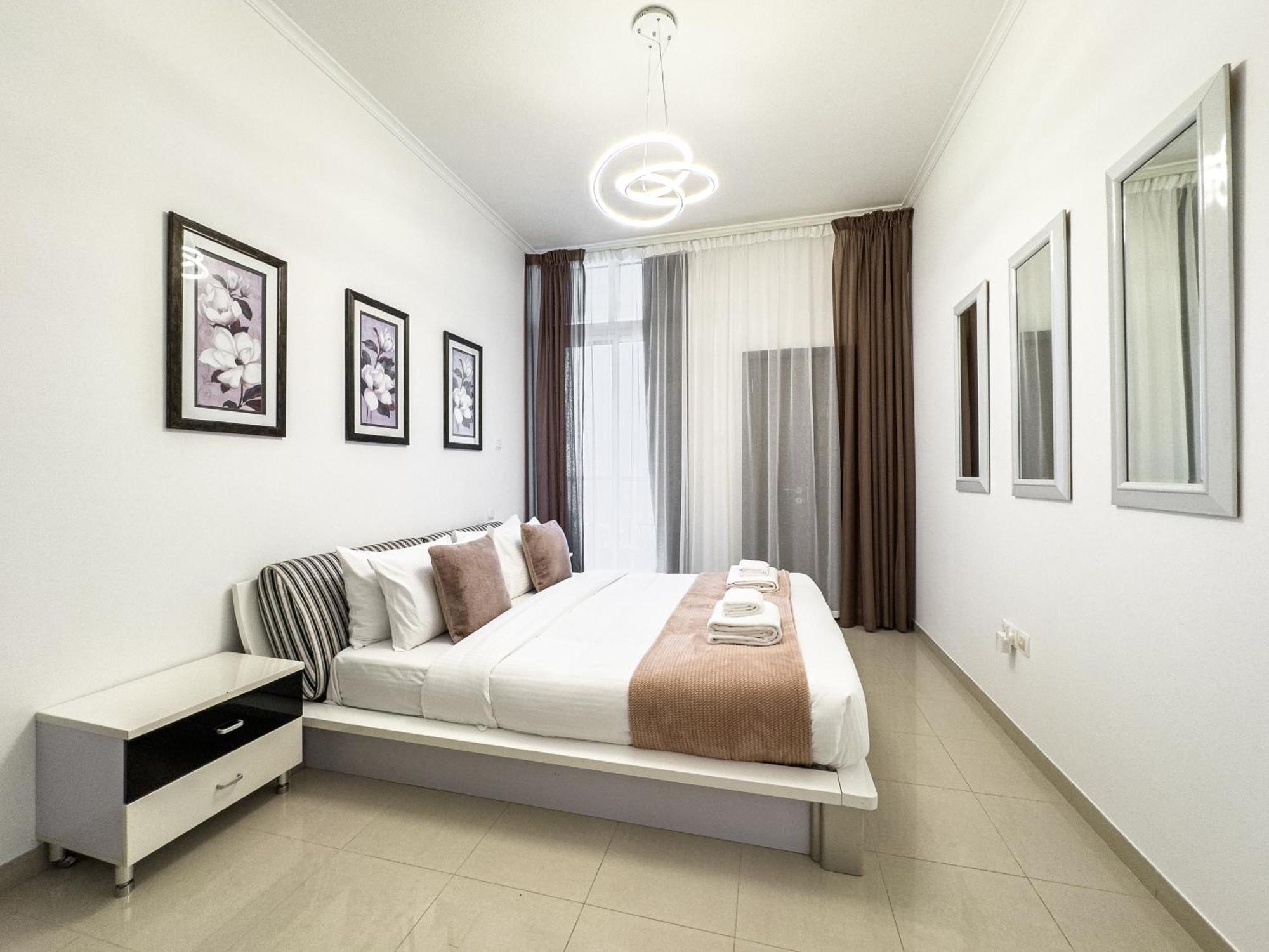 Marina & Palm View - High Floor 2br Near Jbr Apartment *