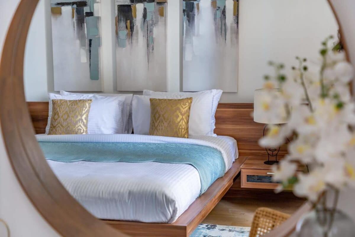 Frank Porter - Beauport Apartment Dubai
