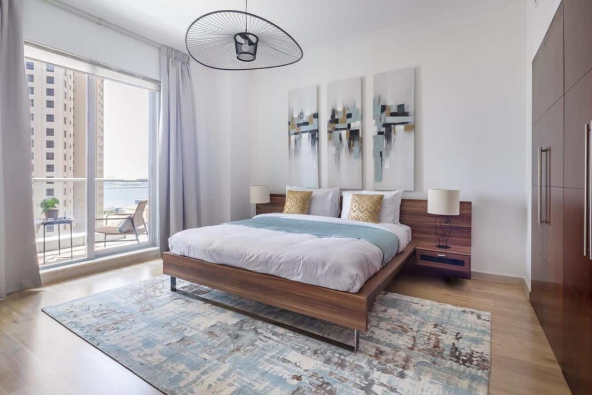 Frank Porter - Beauport Apartment Dubai