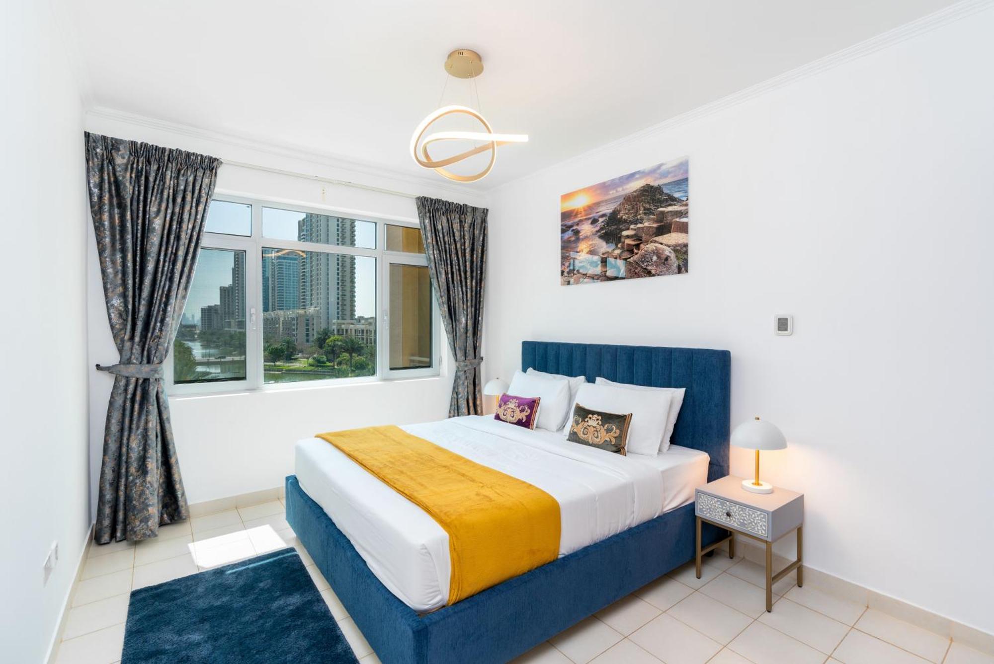 Lux I Tower I Lakes View Apartment Dubai