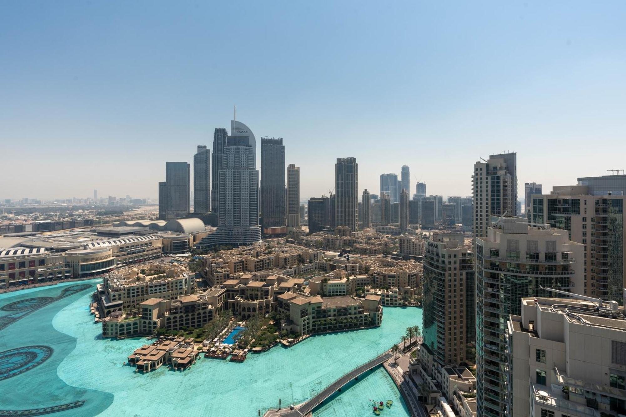 Incredible Fountain Views 2. 5 Bedroom Burj Residences