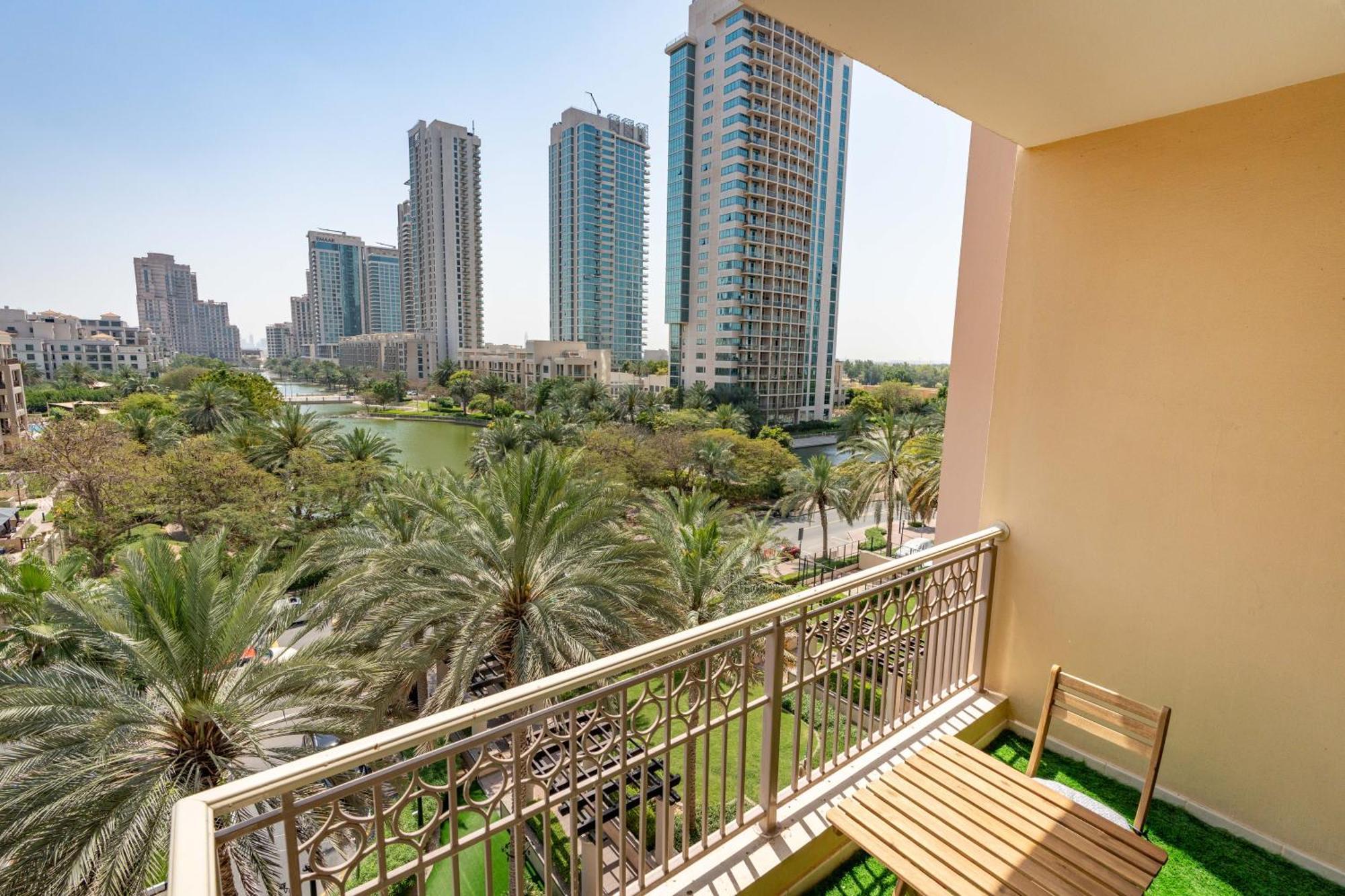 Lux I Tower I Lakes View Dubai