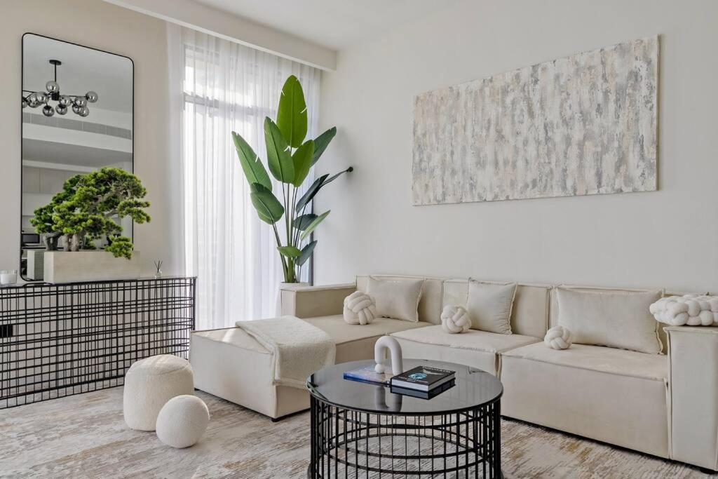 Goldbest - 2bdr Marina View *